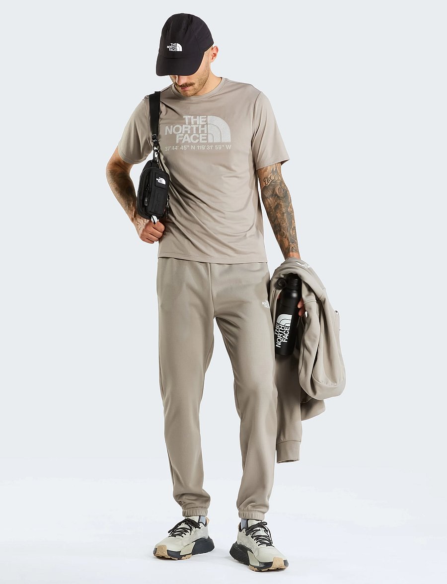 The North Face - M 24/7 S/S TEE LOGO GRAPHIC REG - t-shirts - stone slab - 3