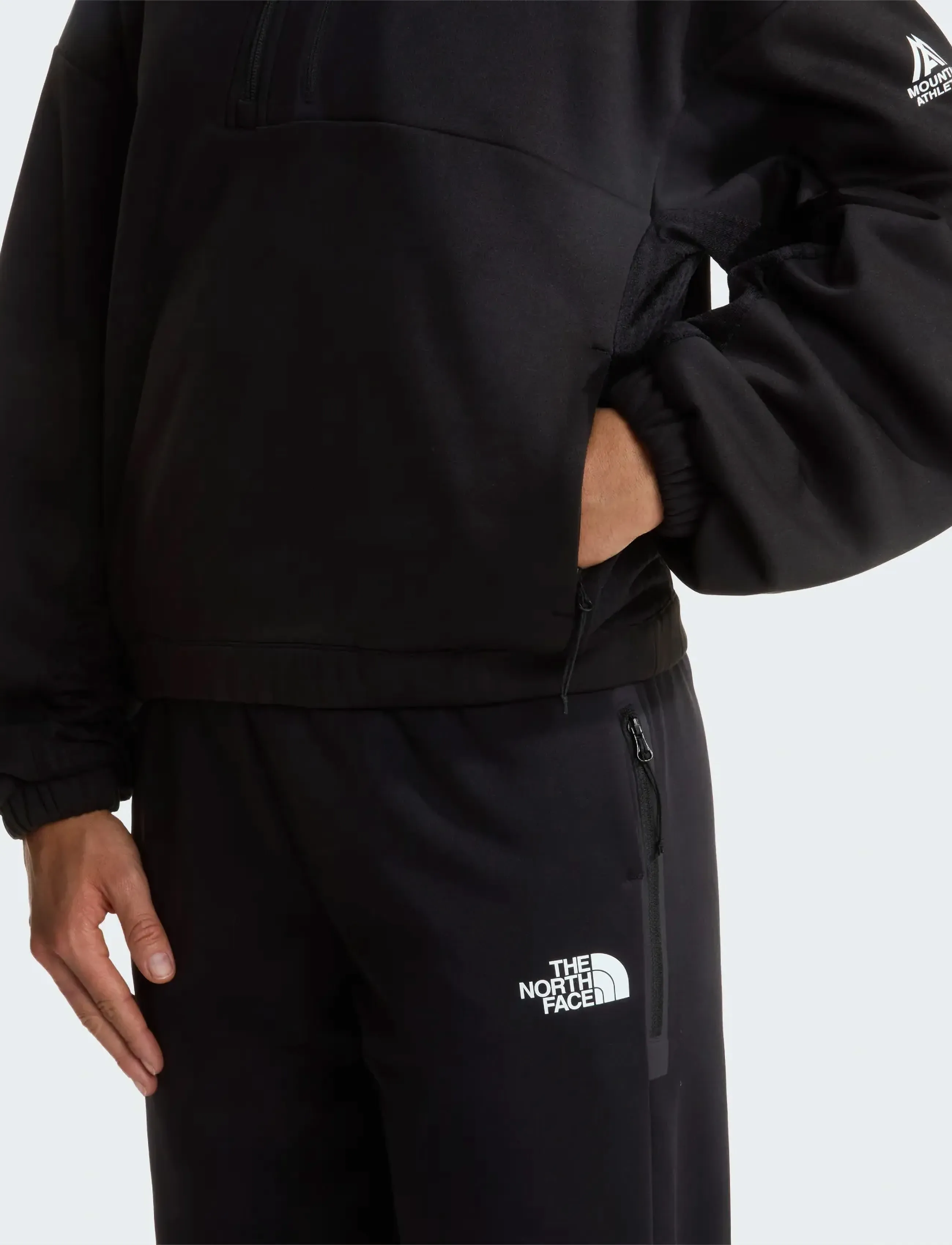 W Ma Fleece Interest 1/4 Zip 6