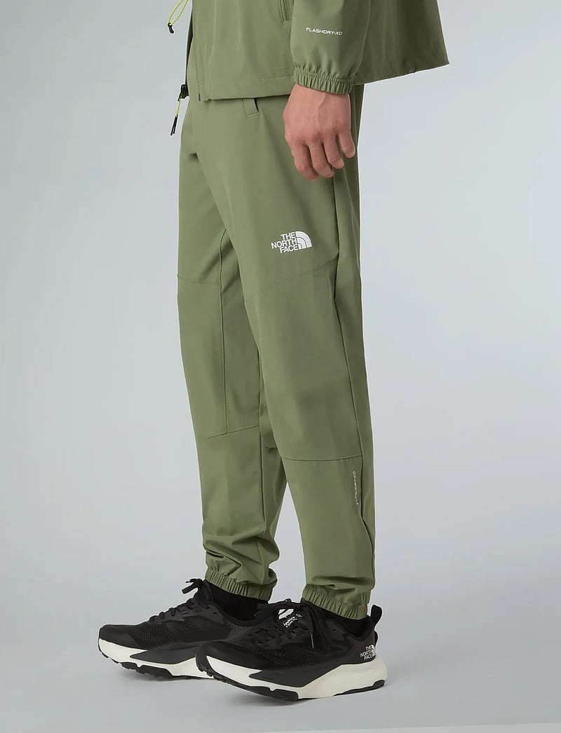 The North Face - M MOUNTAIN ATHLETICS WIND PANT - friluftsbyxor - bark mist - 4