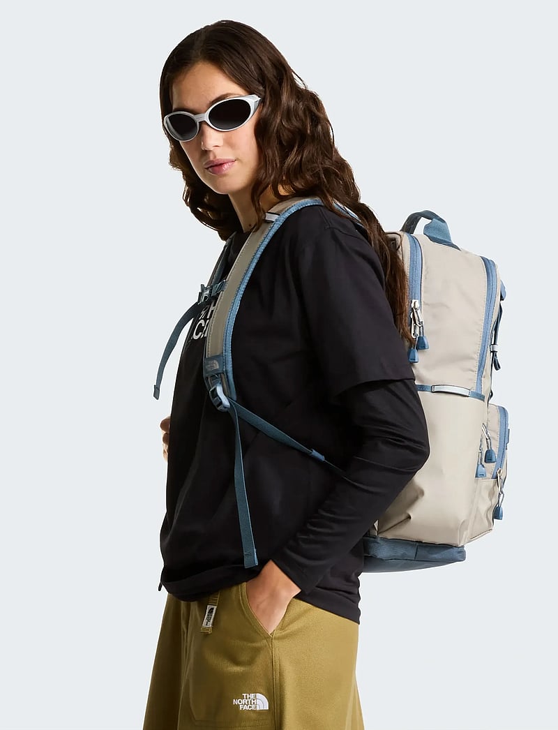 The North Face - BASE CAMP DAYPACK - sportsrygsække - stone slab/granite grey - 5