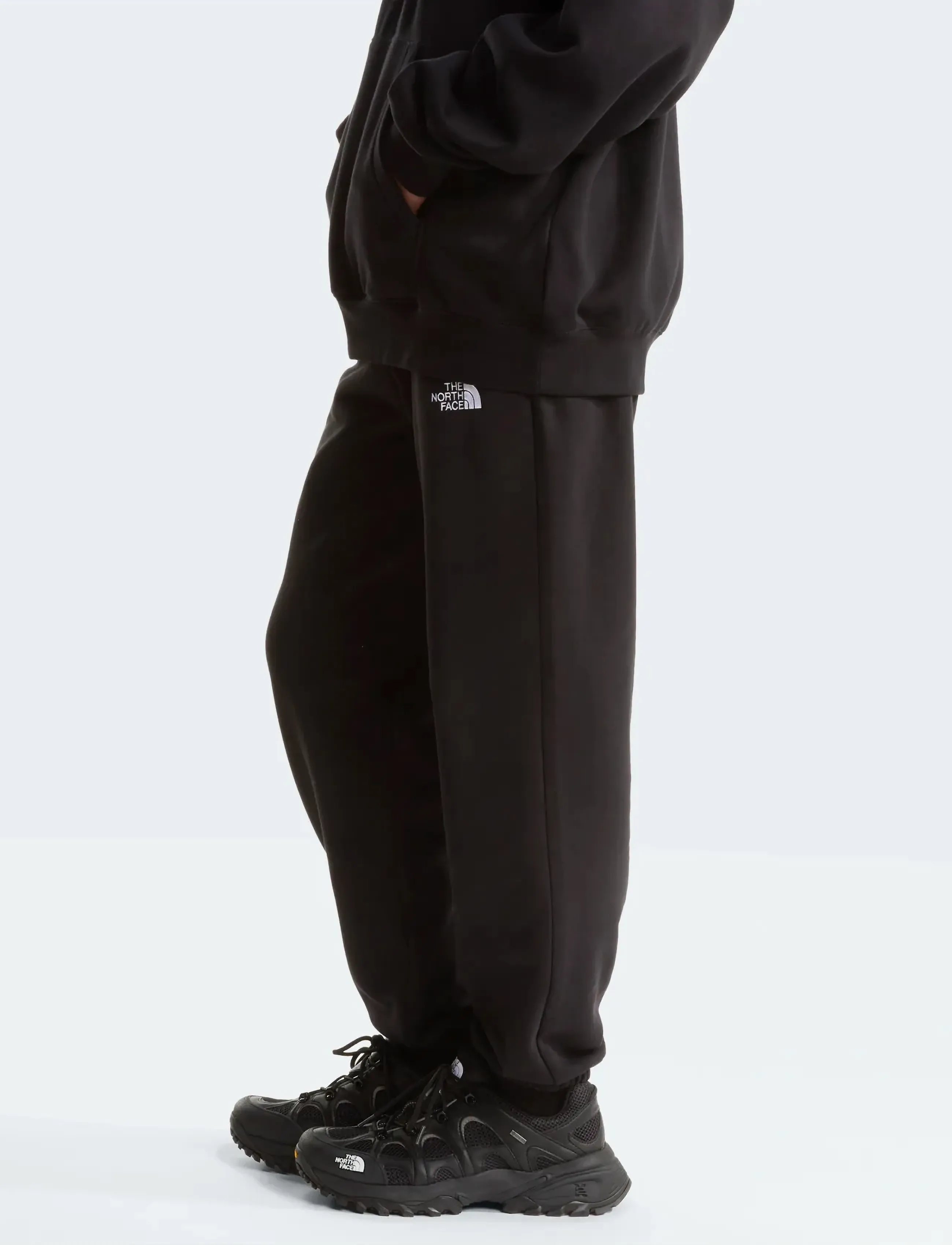 The North Face - W ESSENTIAL RELAXED STRAIGHT JOGGER - training pants - black - 4