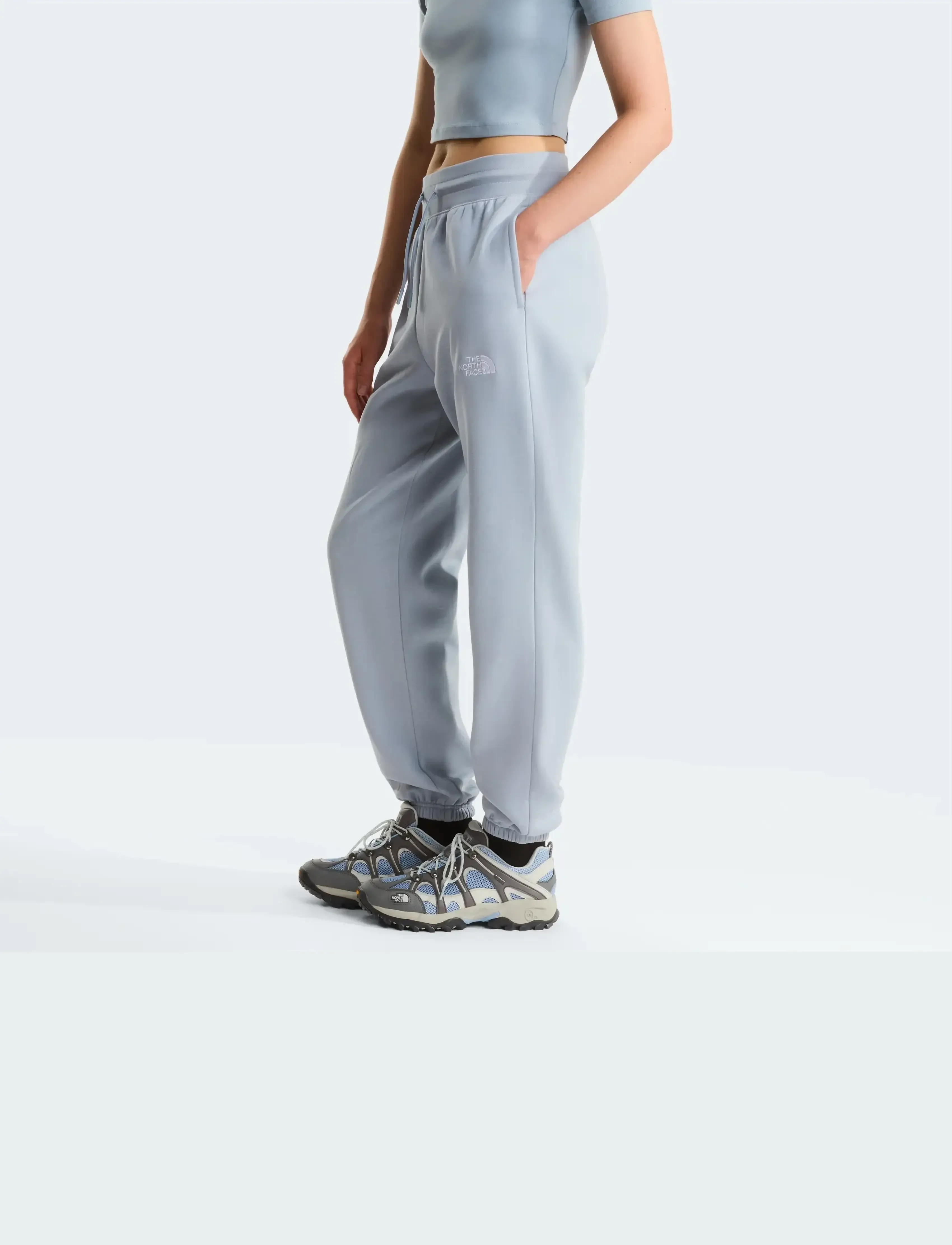 The North Face - W ESSENTIAL RELAXED STRAIGHT JOGGER - training pants - frost grey - 4