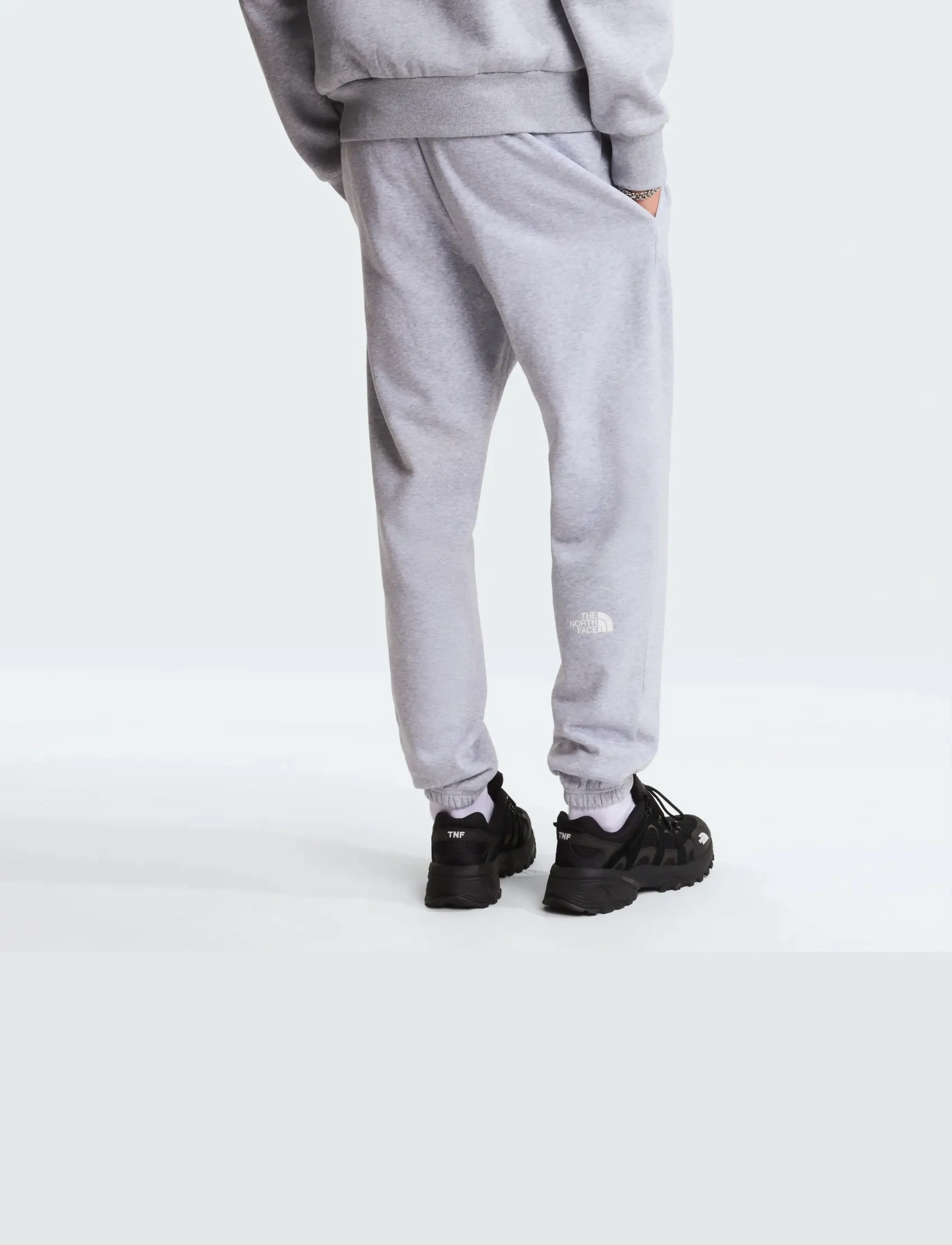 The North Face - M SIMPLE DOME REGULAR TAPERED JOGGER - pants - grey - 5