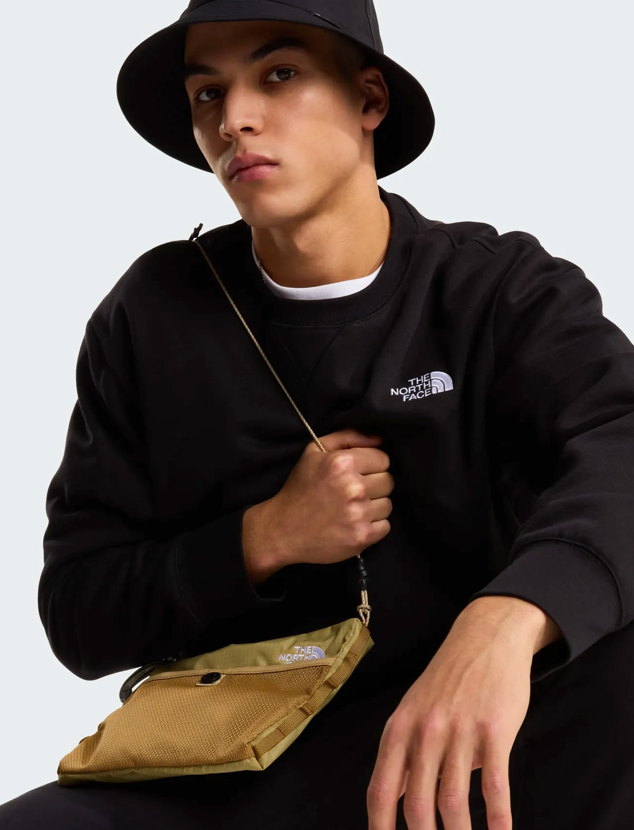 The North Face M SIMPLE DOME LIGHT REGULAR TAPERED JOGG - Streetstyle - BLACK / black