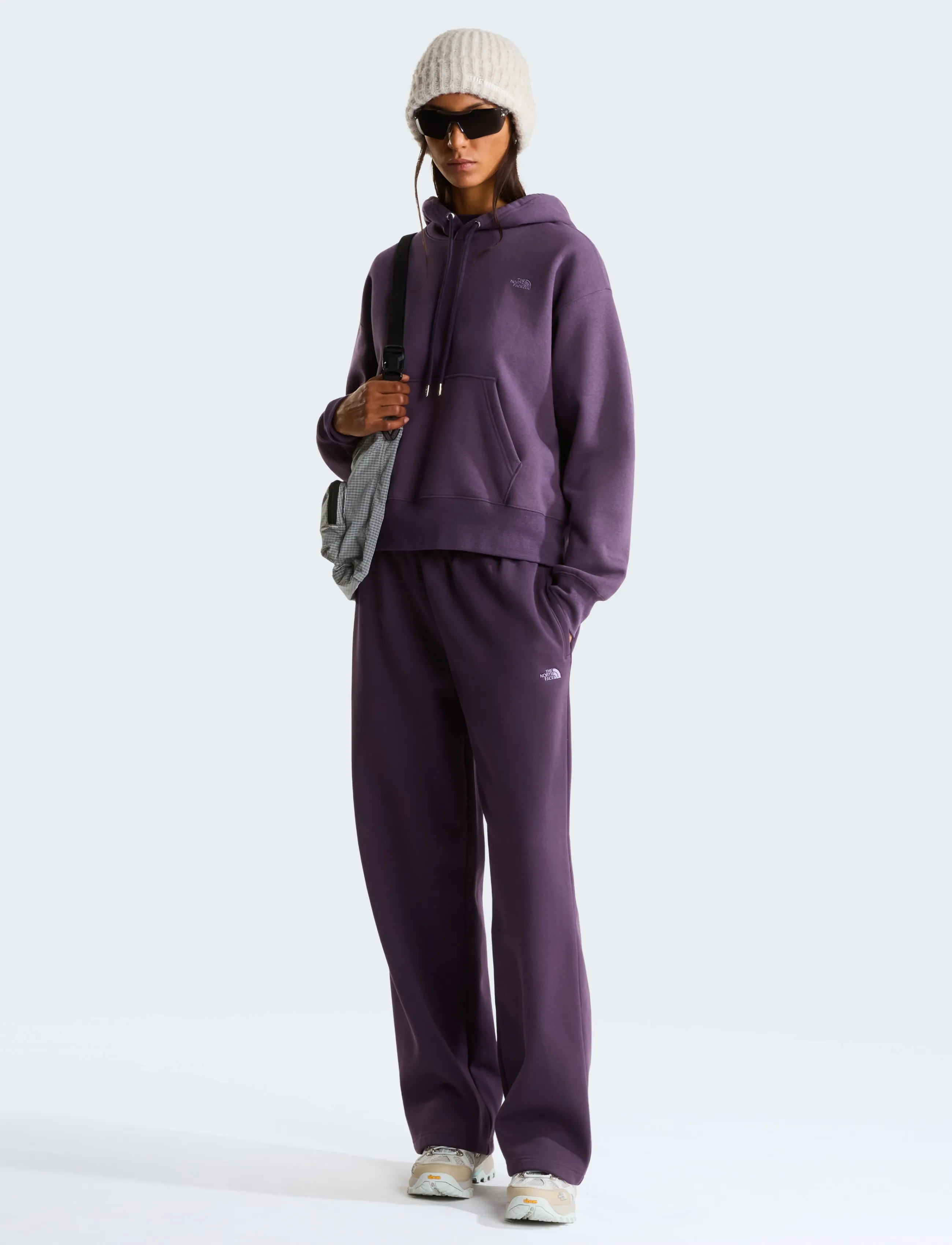 W Tnf Essential Simple Dome Straight Leg 2