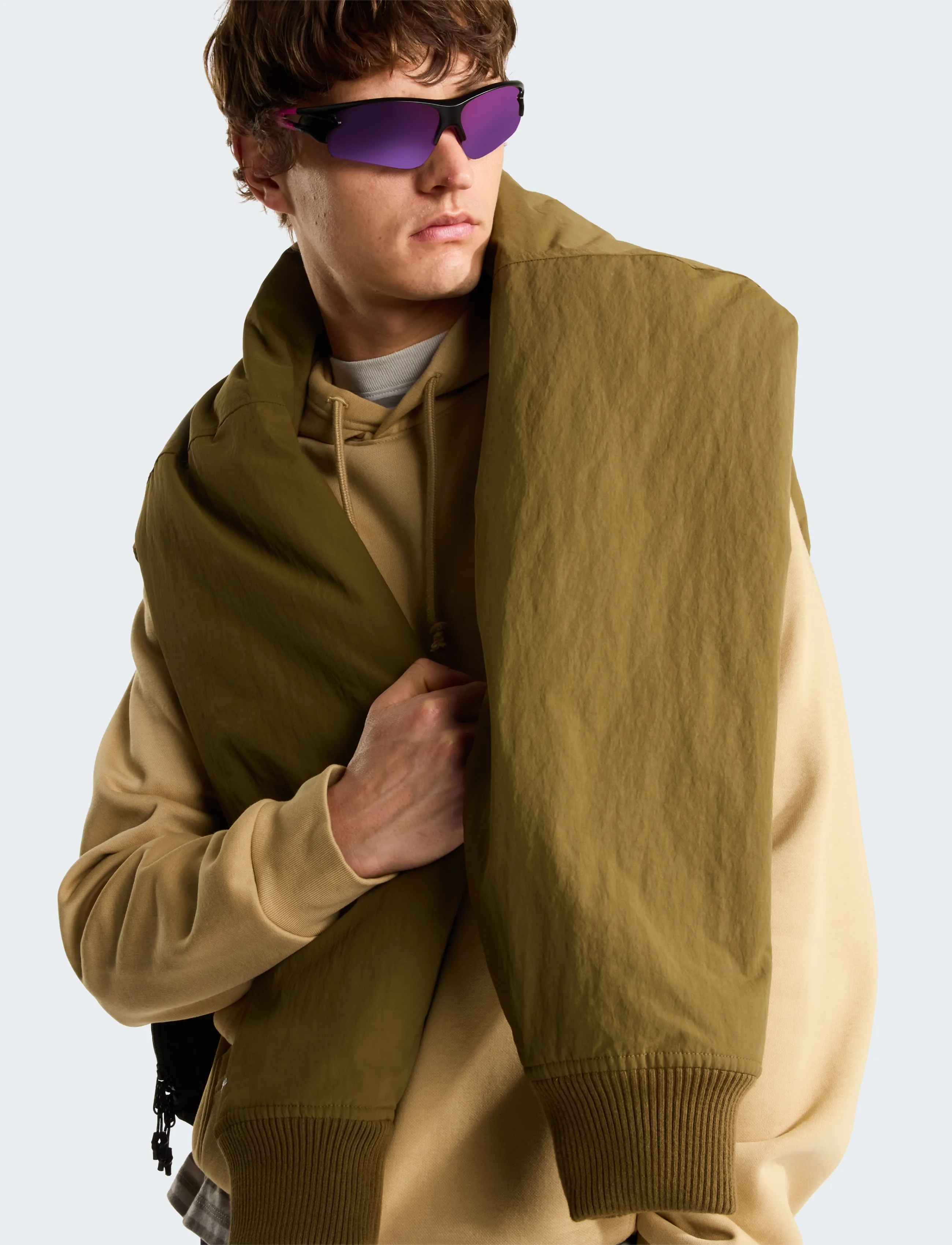 Sweatshirt 8