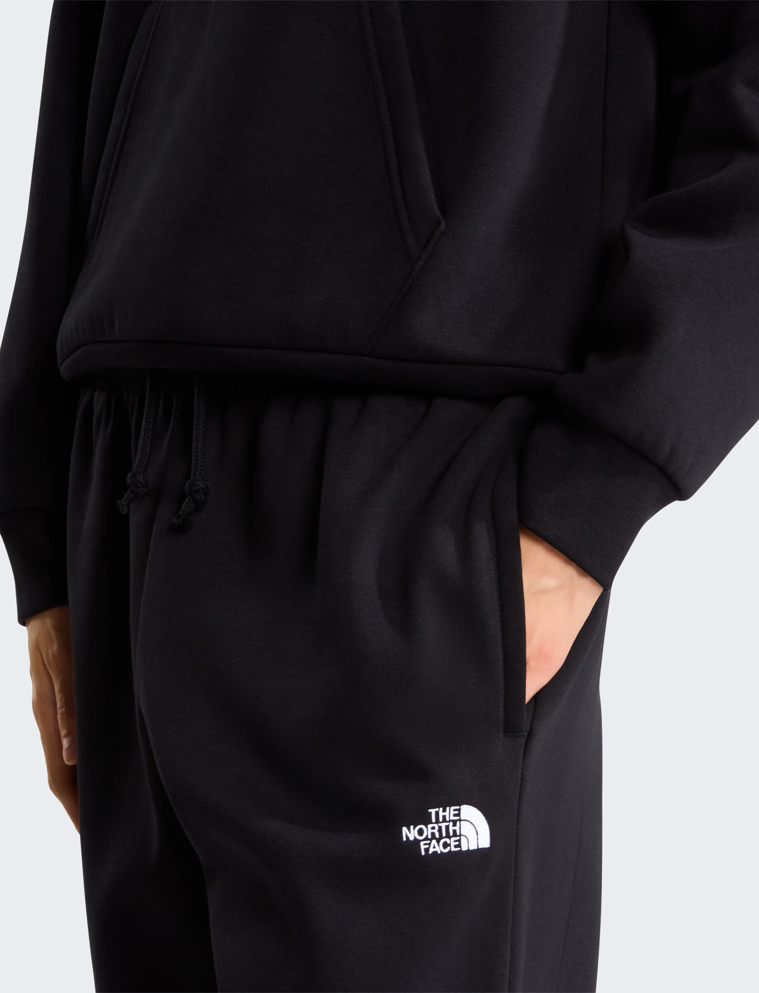 W Evolution Simple Dome Regular Pant 5