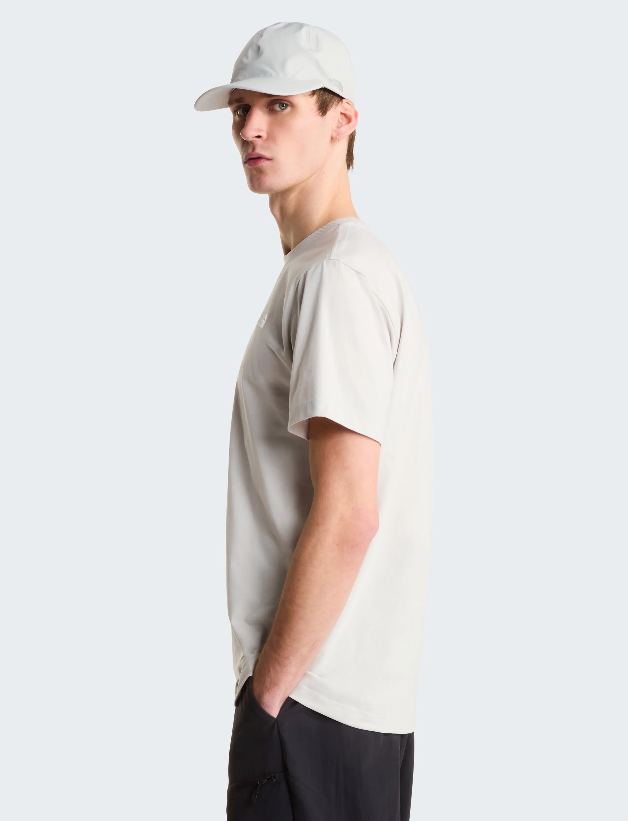 The North Face - M EVOLUTION SIMPLE DOME REGULAR SHORT SL - tops & t-shirts - cumulus cloud - 4