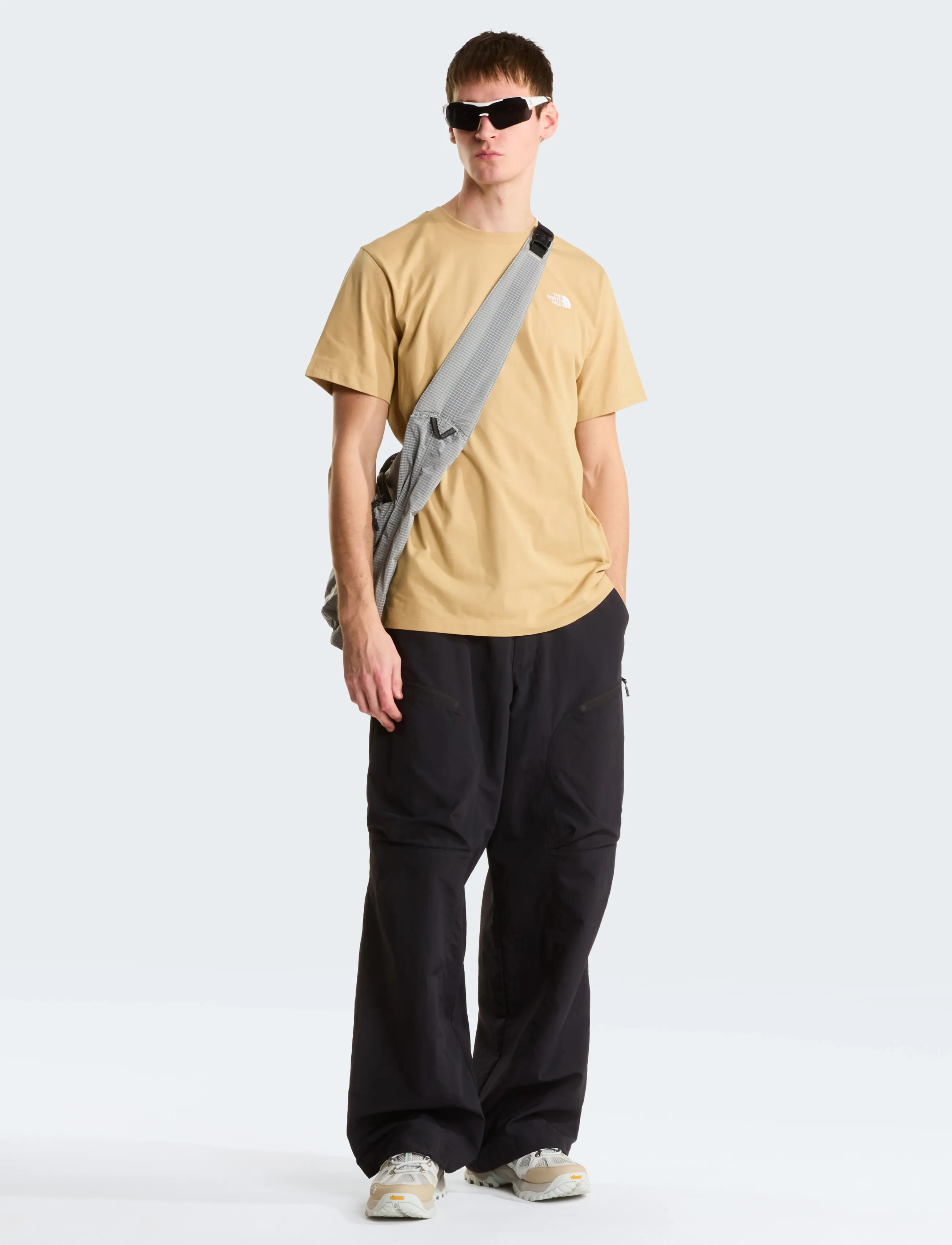 The North Face - M EVOLUTION SIMPLE DOME REGULAR SHORT SL - t-shirts - khaki stone - 3