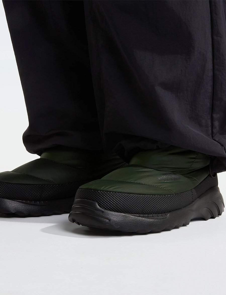 The North Face - NUPTSE TRACTION BOOTIE - bottle green/tnf black - 5