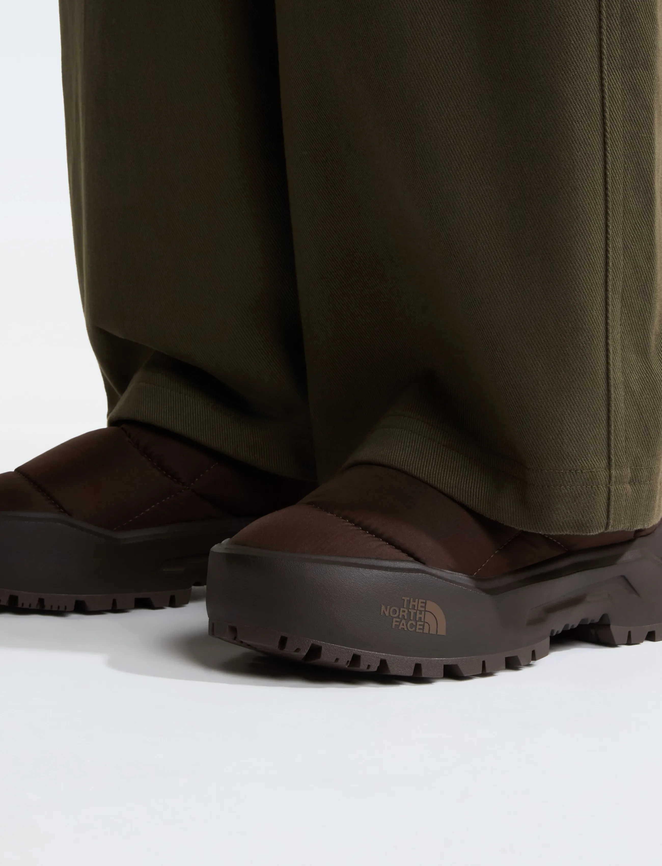 DARK CHESTNUT/DARK CHES