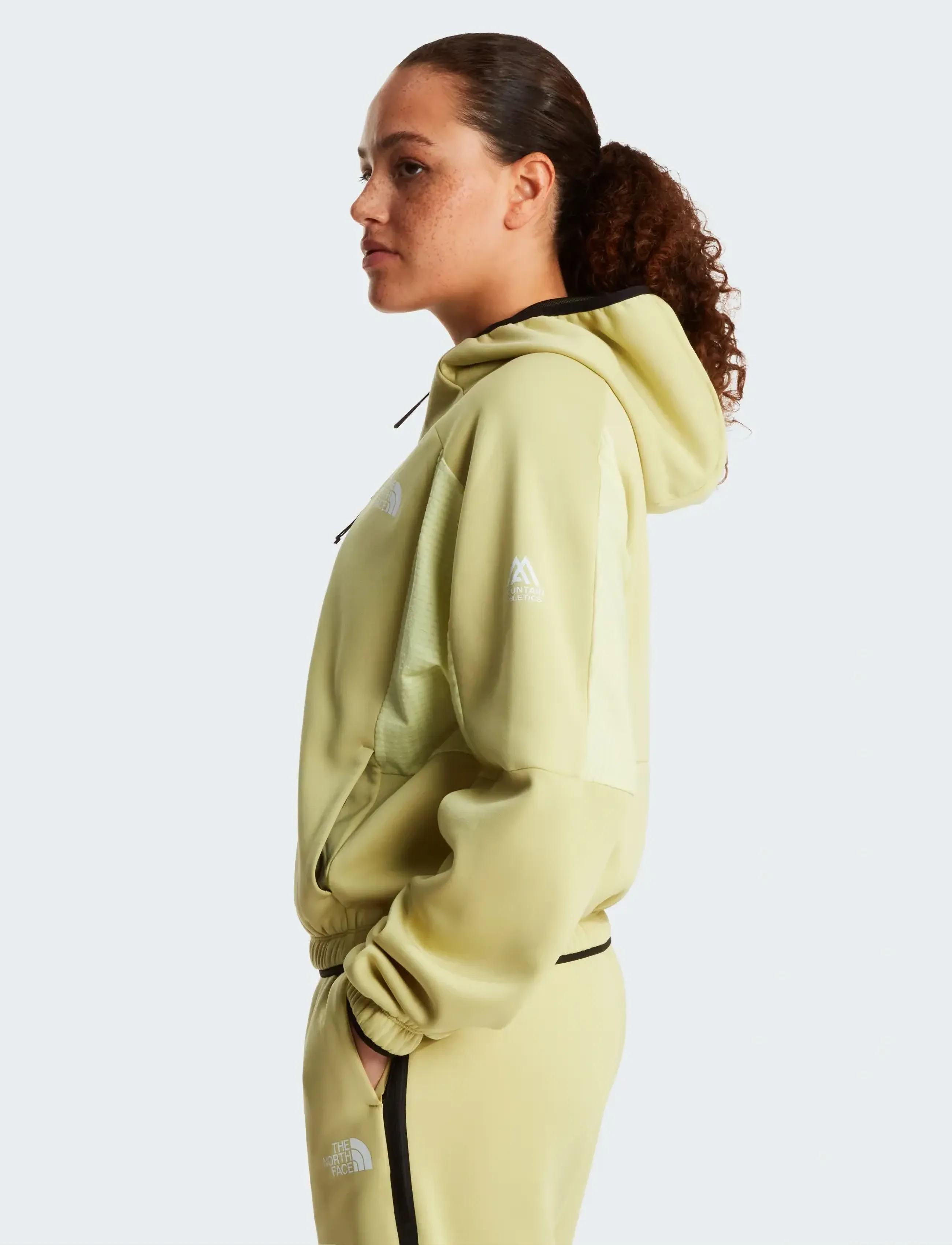 The North Face - W MOUNTAIN ATHLETICS FLEECE FULL ZIP JAC - hættetrøjer - pear - 4