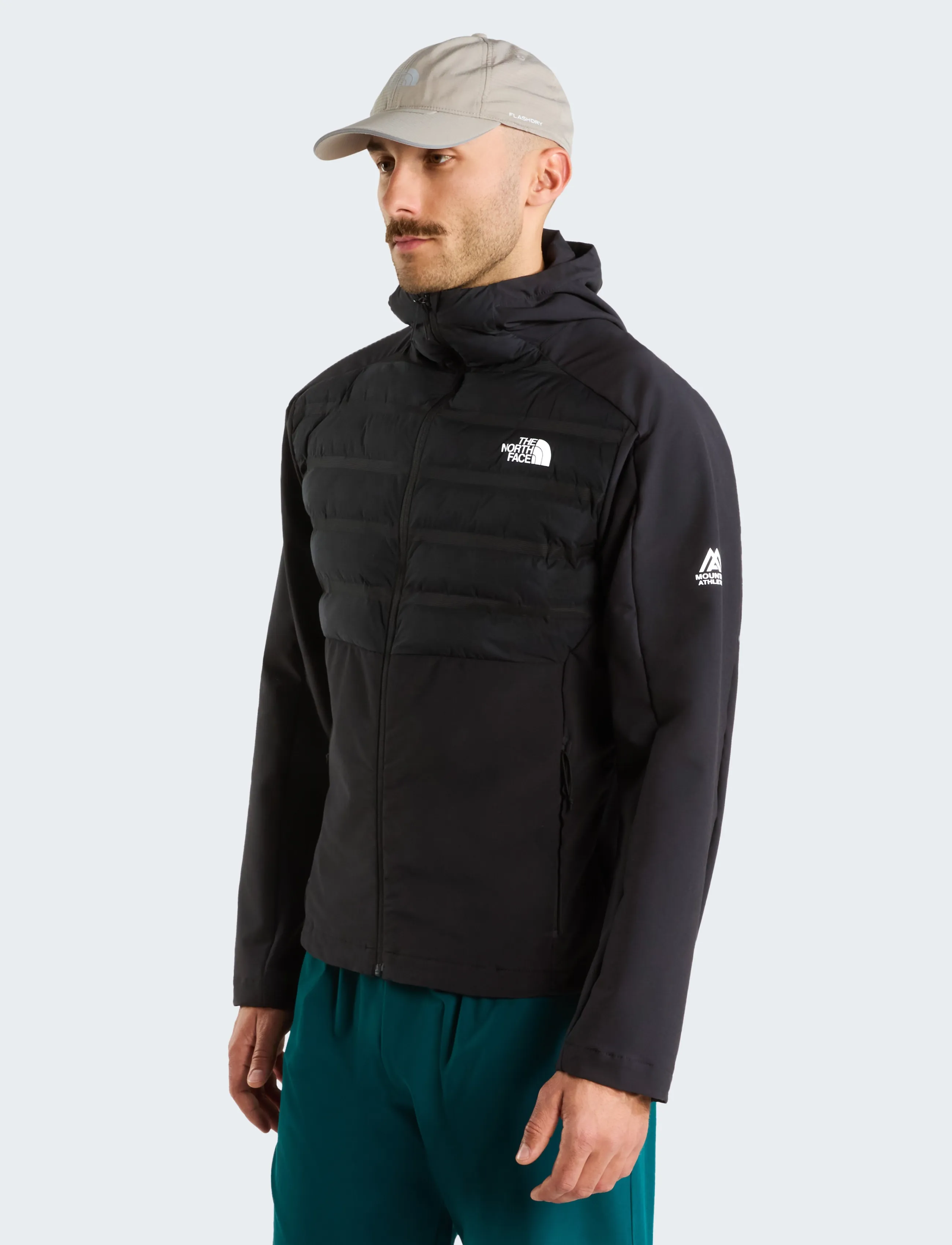 The North Face M Mountain Athletics Cari Hooded Jacket, XS, Sport Jackets, Schwarz - Padded Männerswear