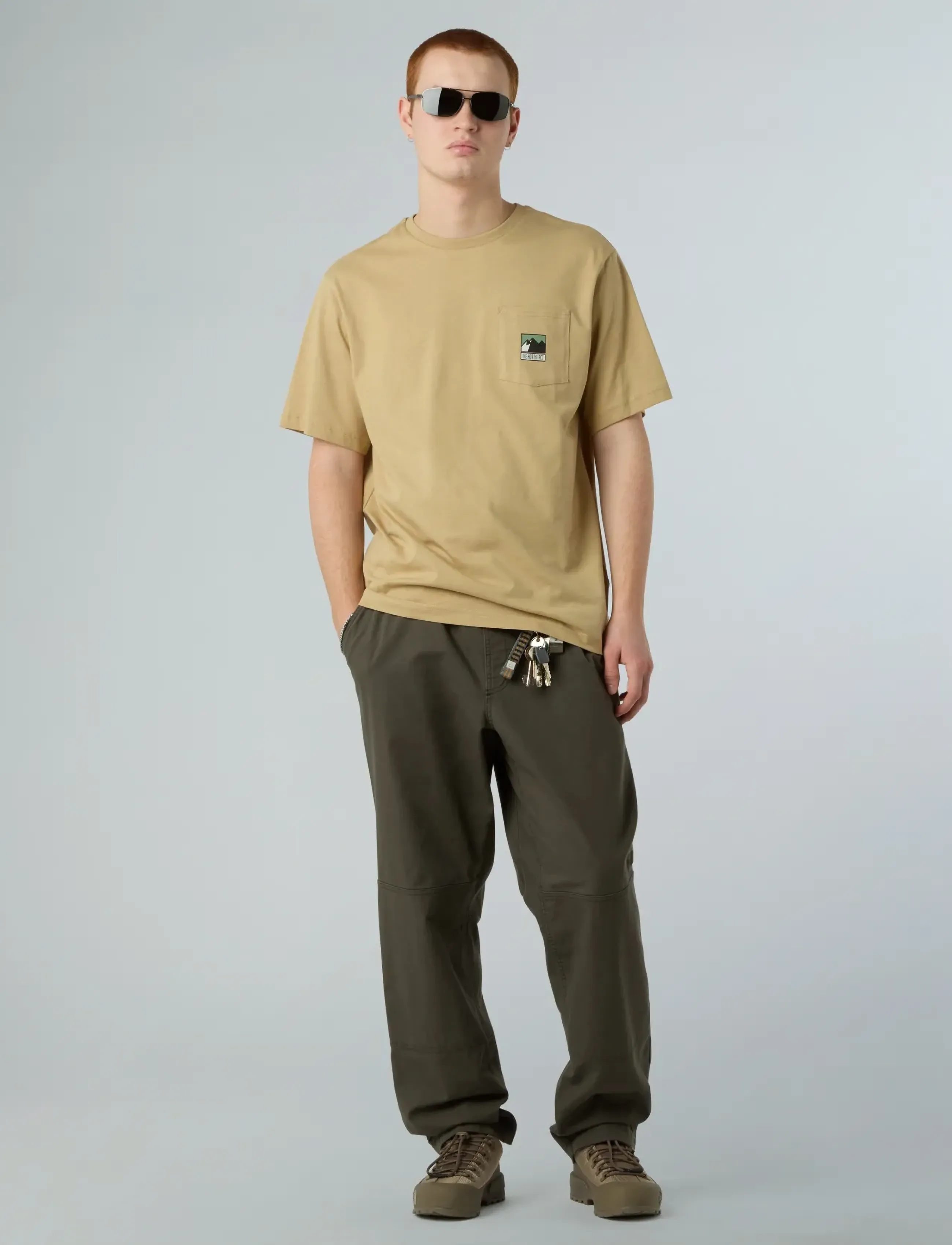 The North Face - M MOUNTAIN LOGO RELAXED S/S POCKET TEE - oberteile & t-shirts - khaki stone - 3