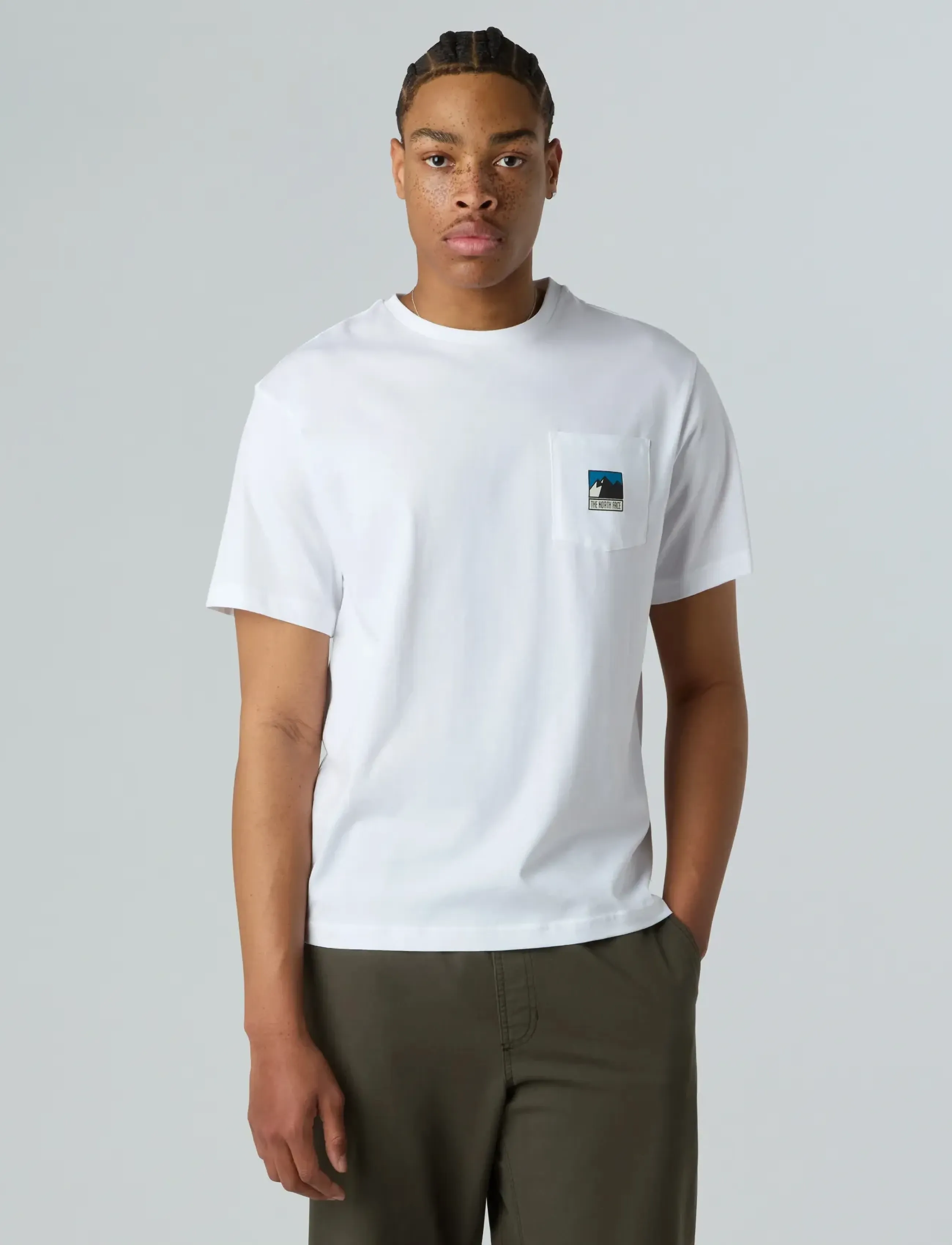 The North Face - M MOUNTAIN LOGO RELAXED S/S POCKET TEE - alussärgid ja t-särgid - tnf white - 4