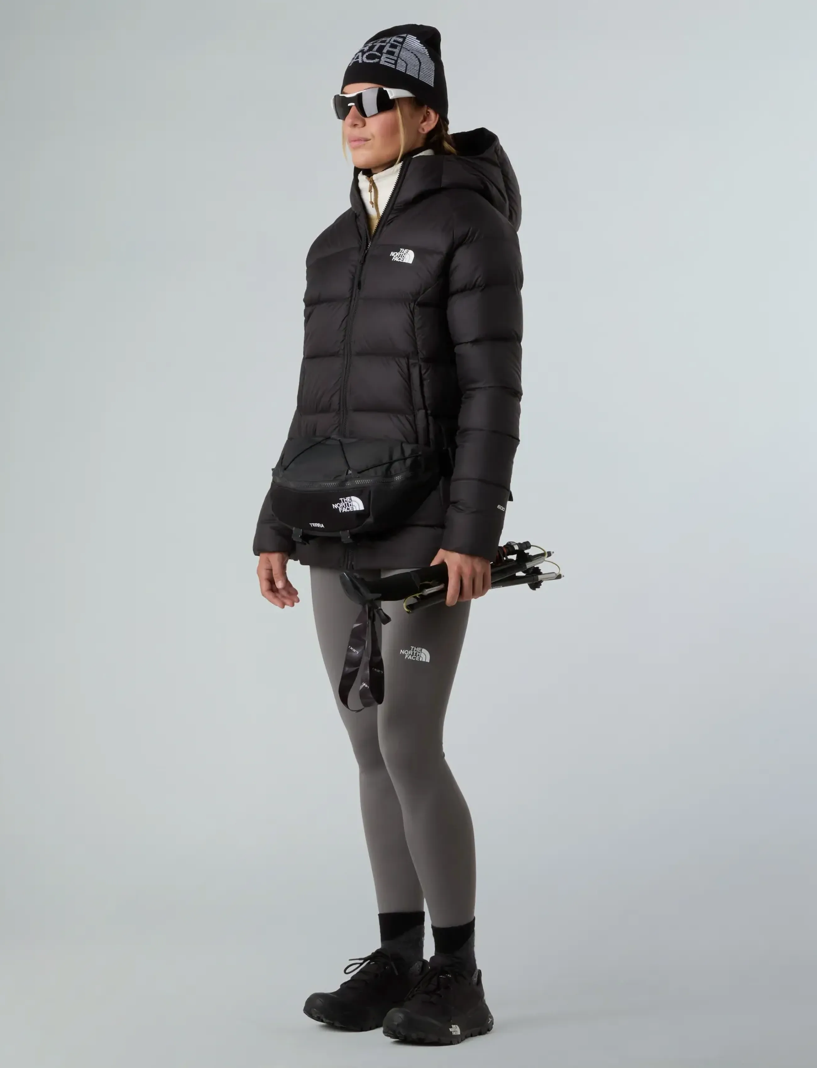 Women's Hyalite Down Hooded Parka 2