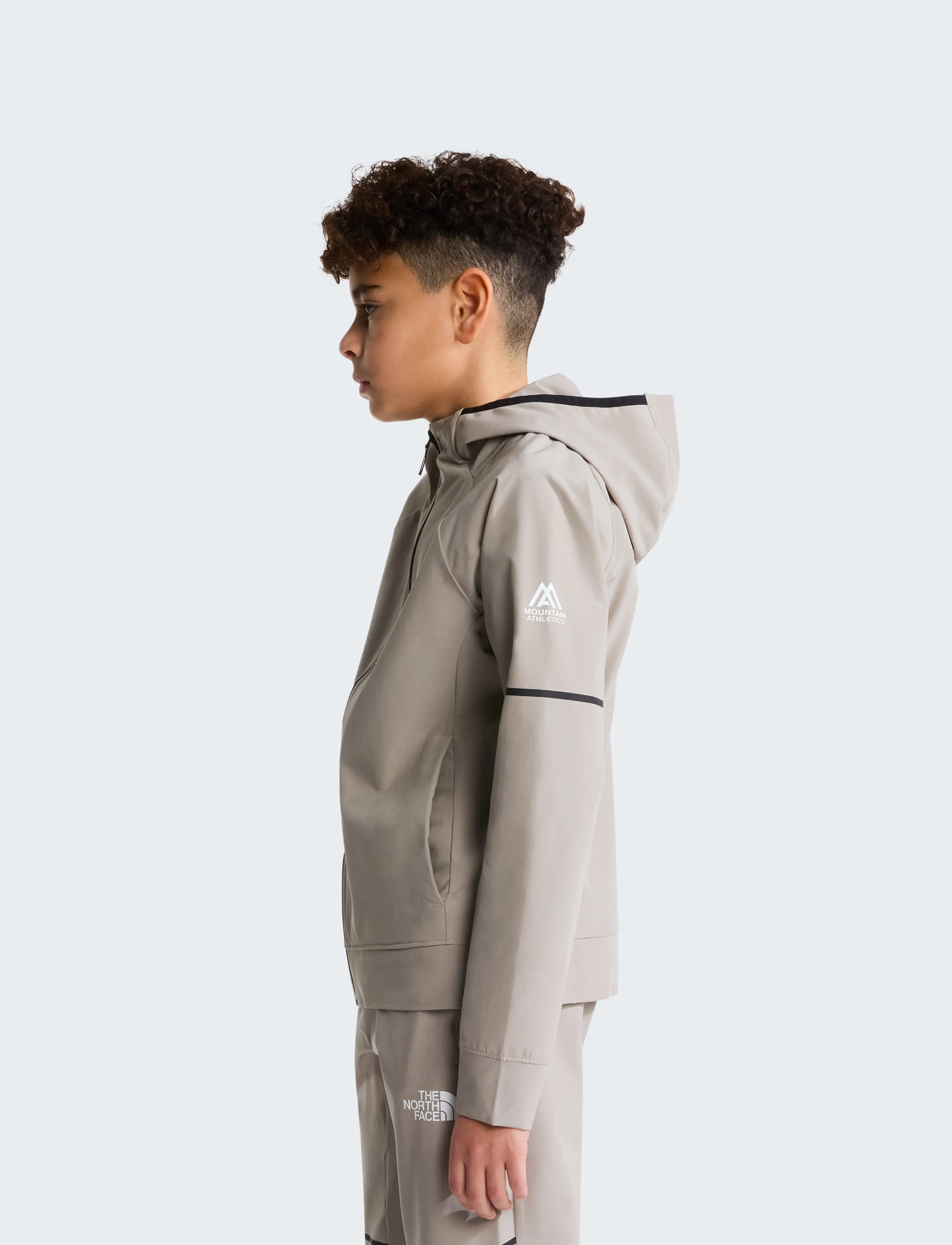 The North Face - TEEN MOUNTAIN ATHLETICS WOVEN JACKET - outdoor - stone slab - 4