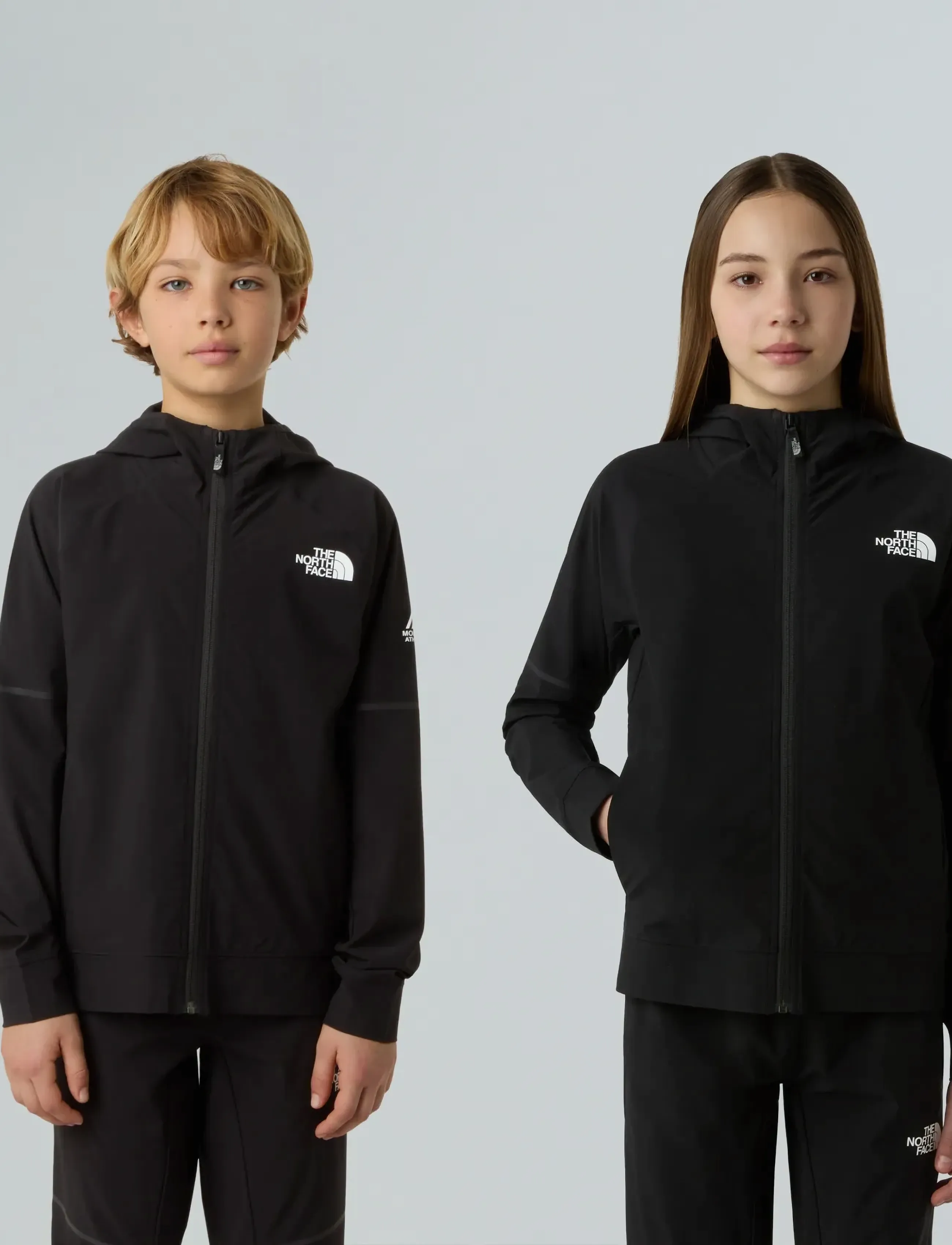 The North Face Teen Mountain Athletics Woven Jacket, XL, Black, Jakker & Frakker > Windbreaker, Børn