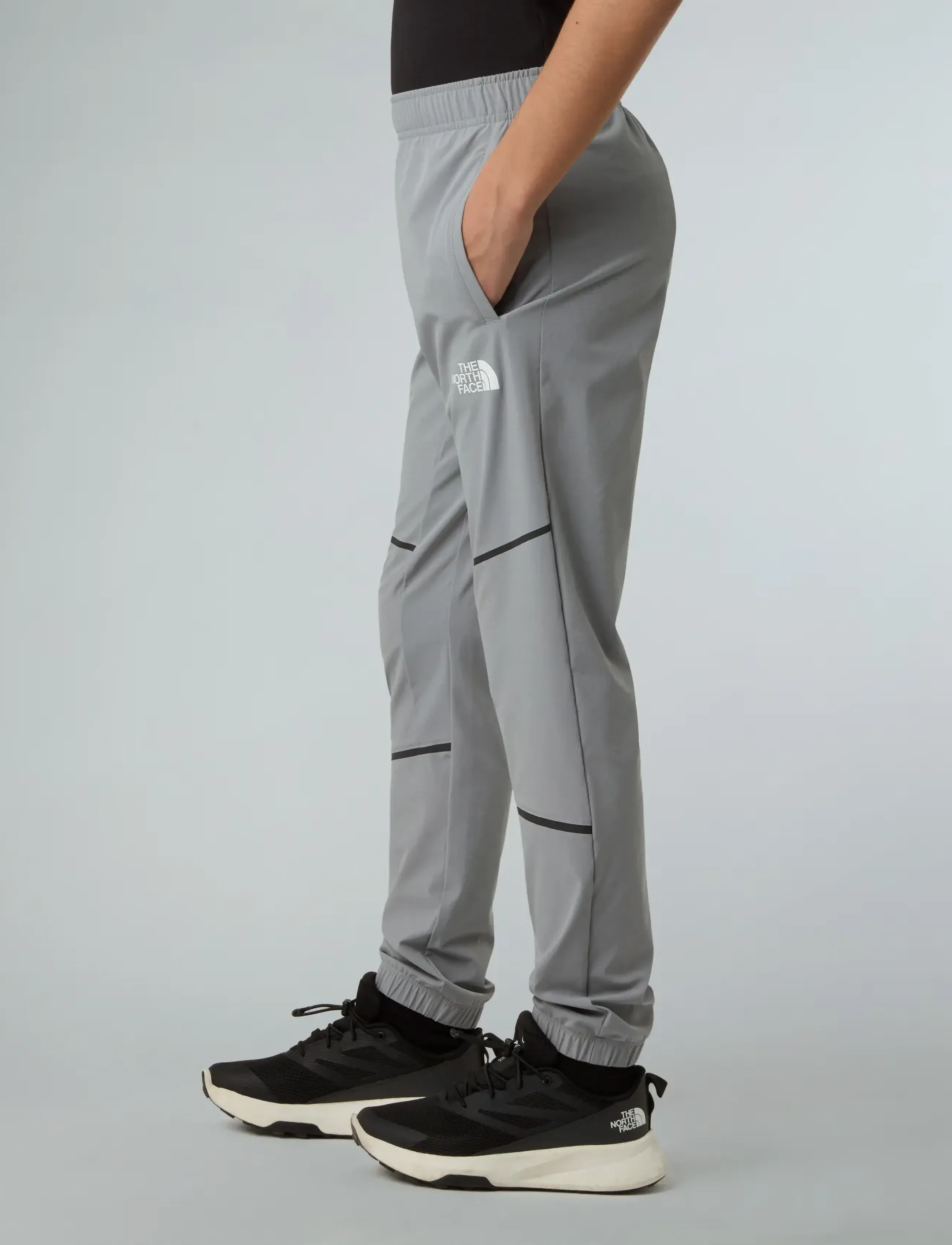 The North Face - TEEN MOUNTAIN ATHLETICS WOVEN PANT - joggings - monument grey - 4