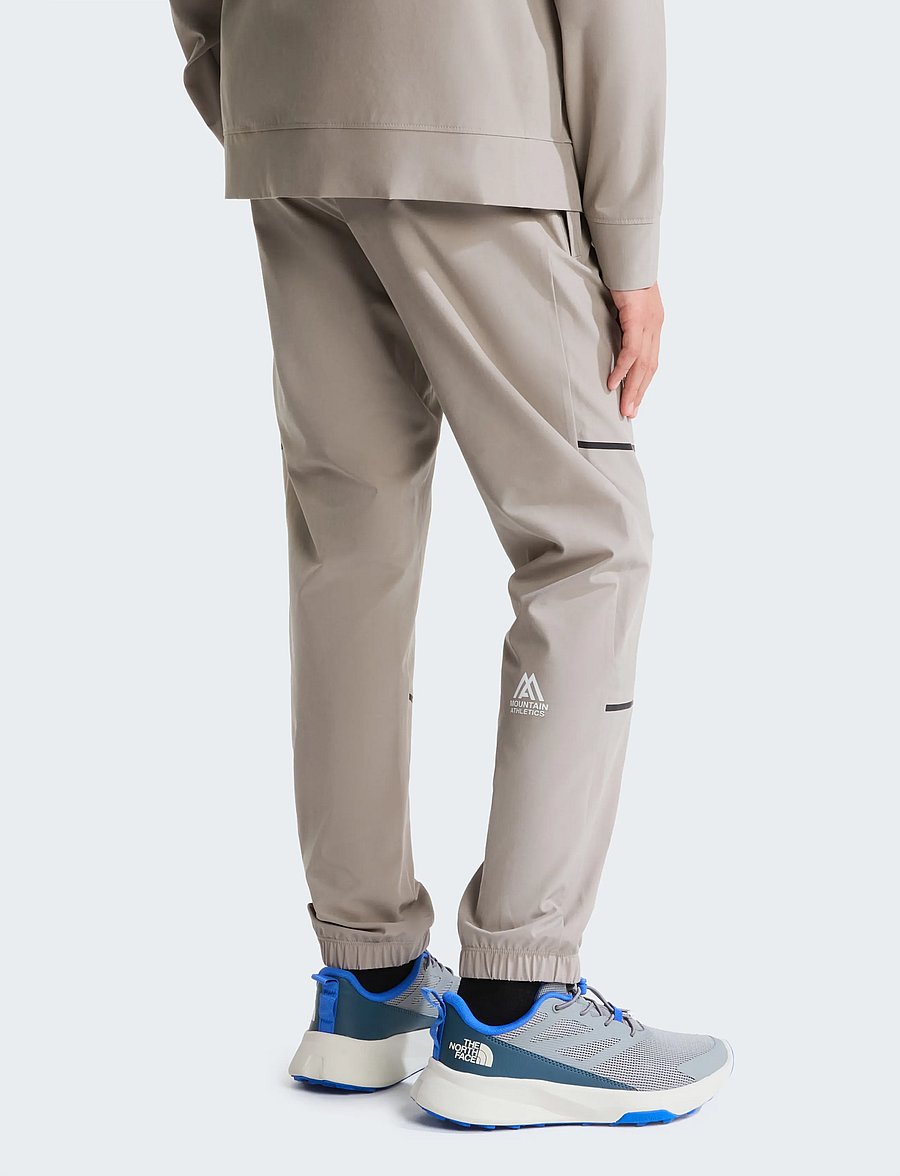 The North Face - TEEN MOUNTAIN ATHLETICS WOVEN PANT - dressipüksid - stone slab - 5