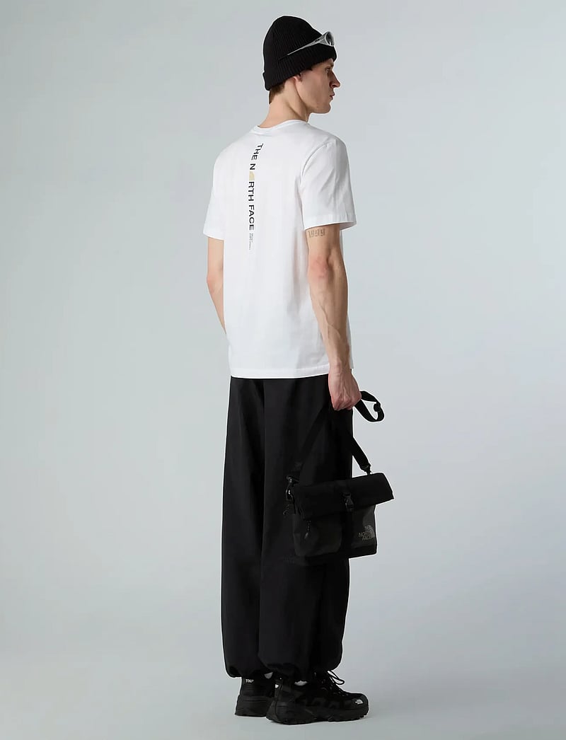 The North Face - M VERTICAL LOGO SS TEE - oberteile & t-shirts - tnf white - 4