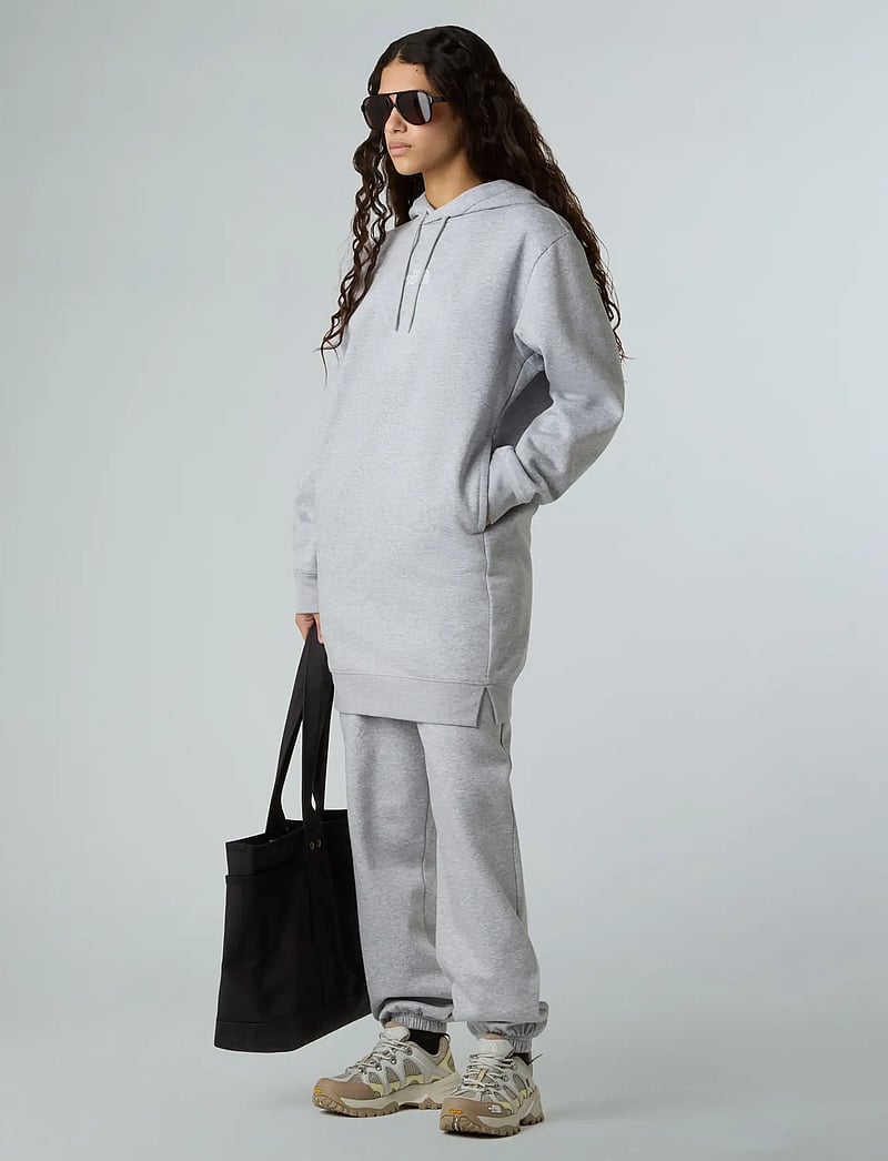 The North Face - W ESSENTIAL RELAXED HOODED DRESS - klänningar & kjolar - tnf light grey heather - 3