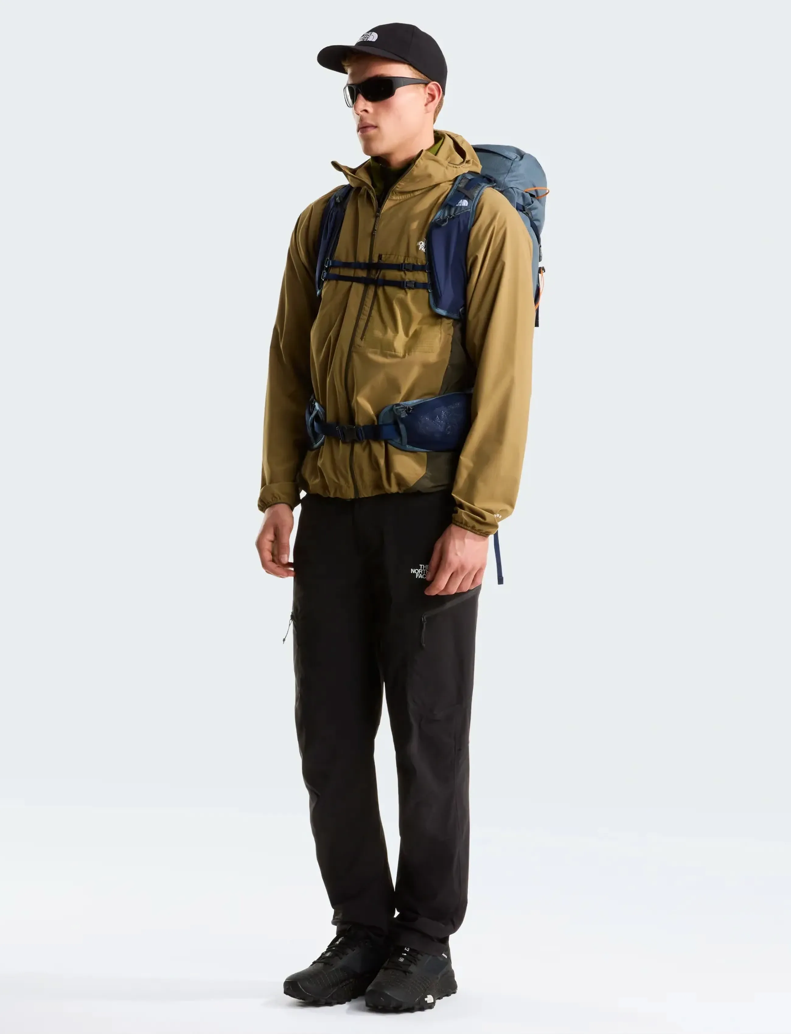 M Lightrange Woven Jacket 2