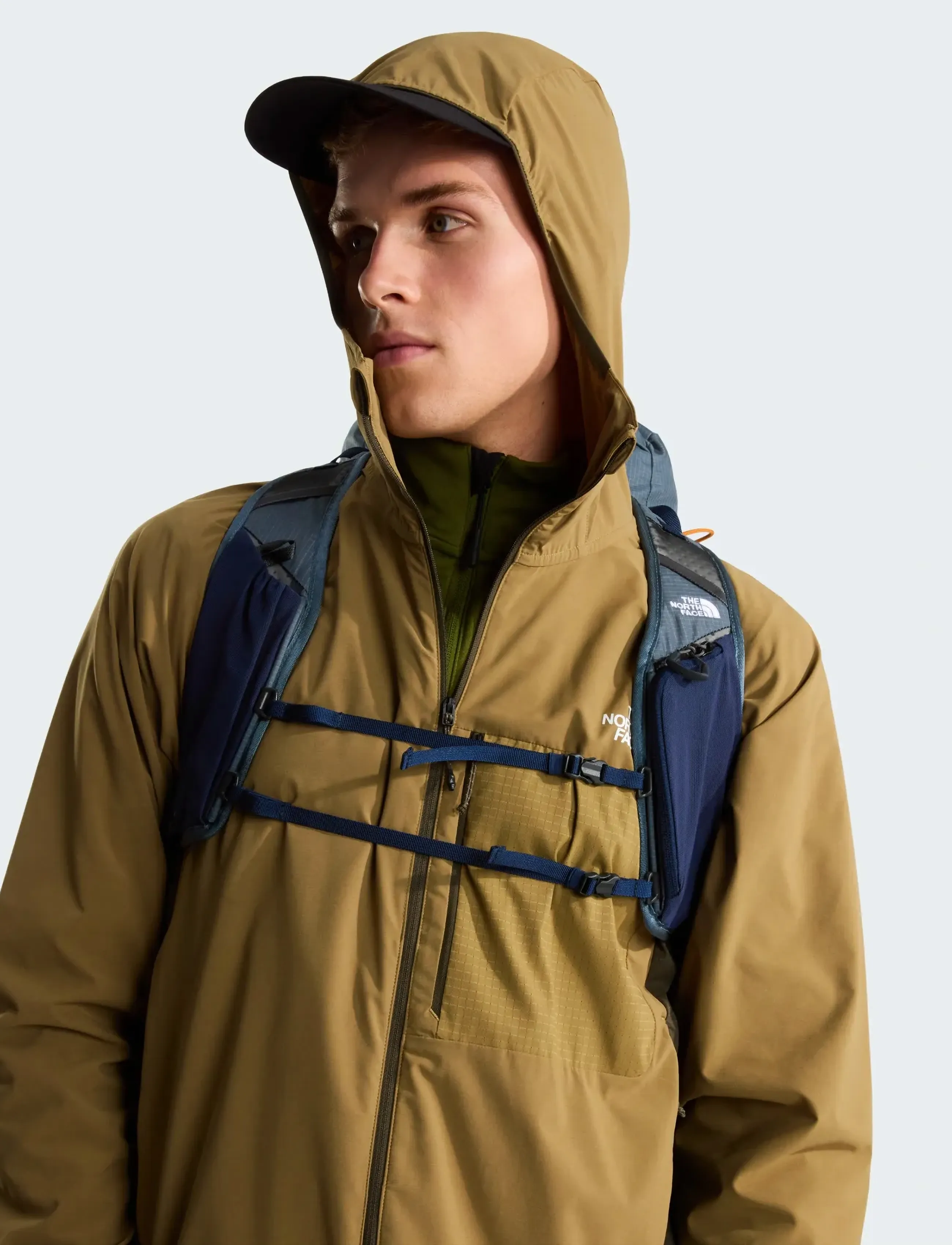 M Lightrange Woven Jacket 9