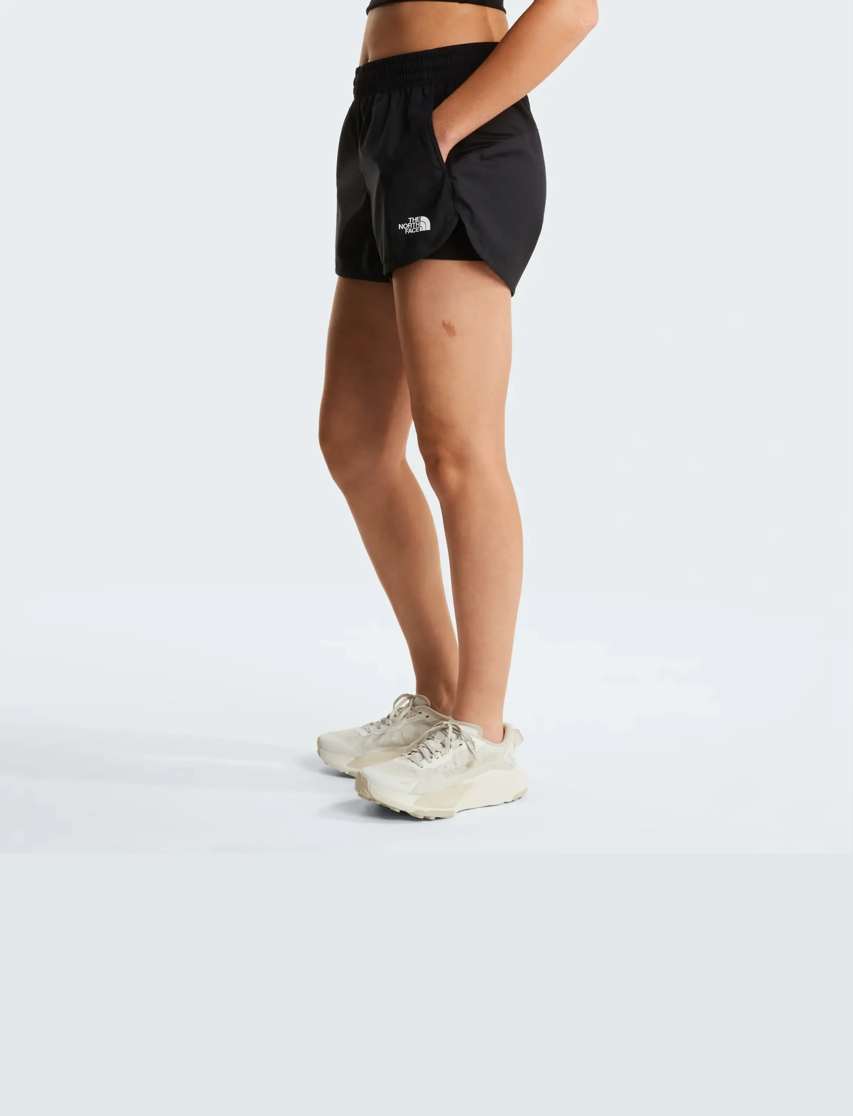 The North Face - W FLEX 2 IN 1 SHORT - training shorts - tnf black - 4