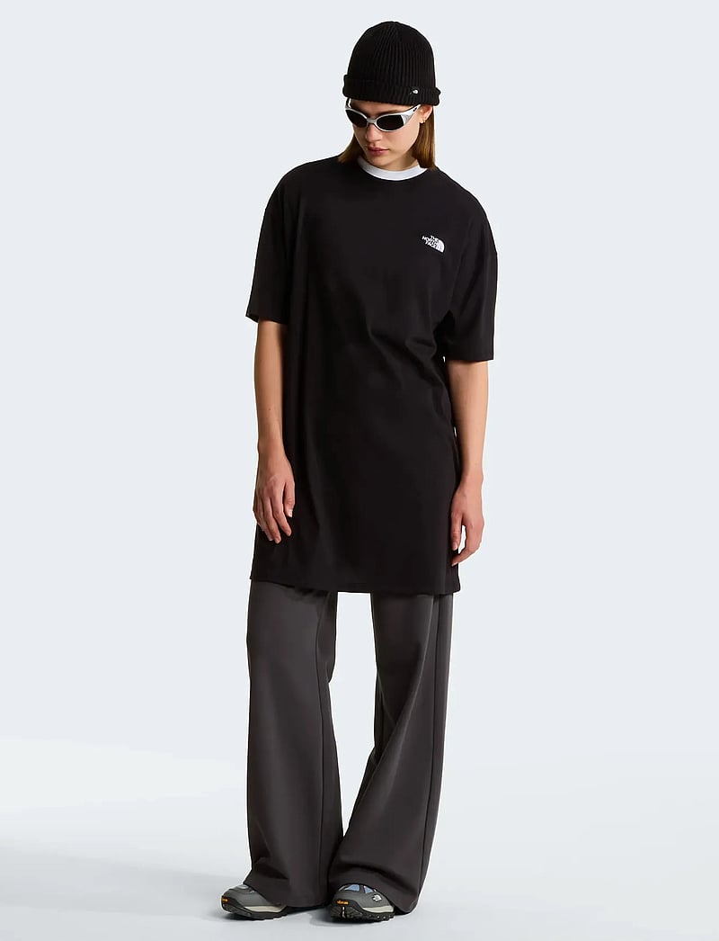 The North Face - W EVOLUTION SIMPLE DOME T-SHIRT DRESS - kleider & röcke - tnf black - 3