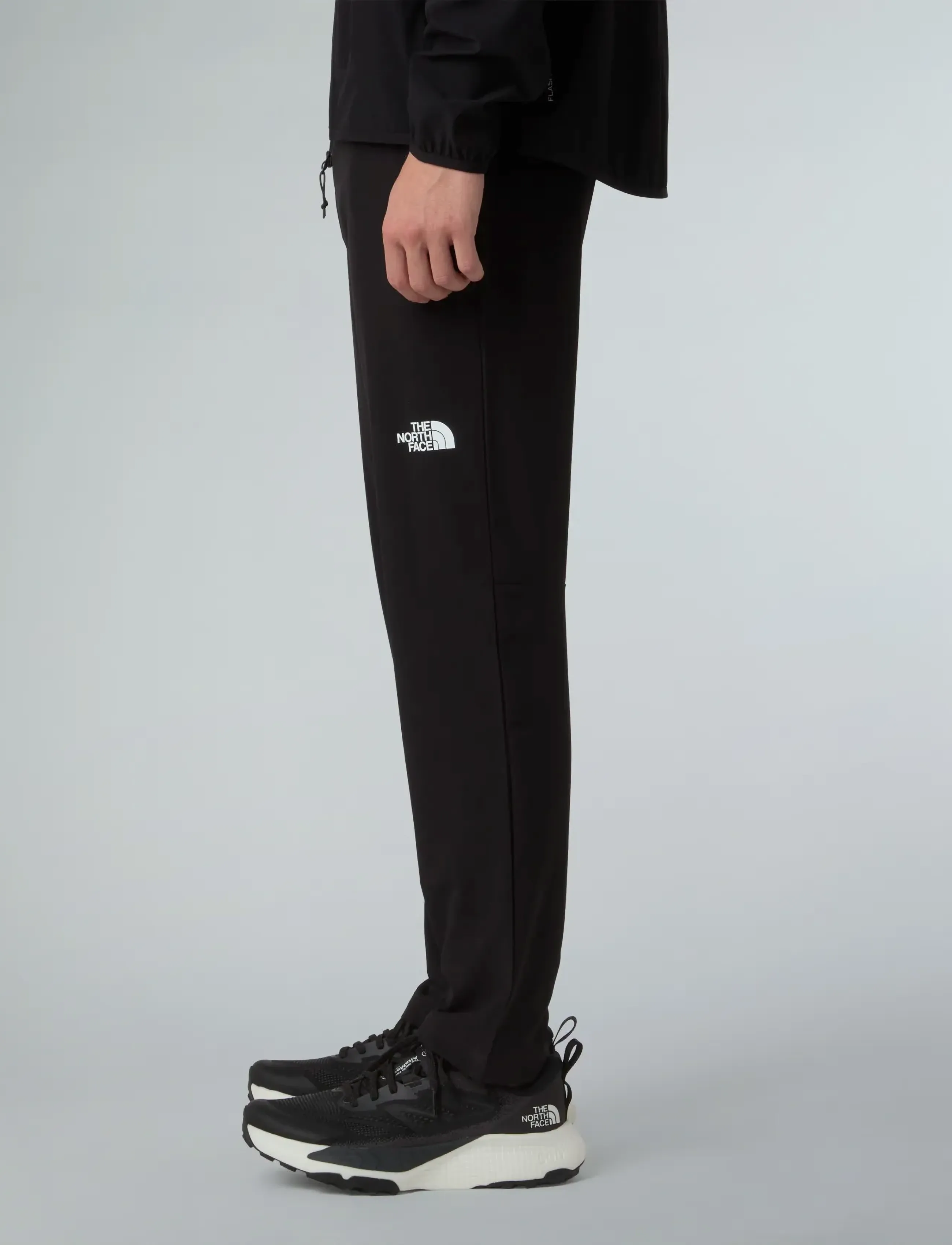 The North Face - M 24/7 WOVEN JOGGER - sports pants - tnf black - 4