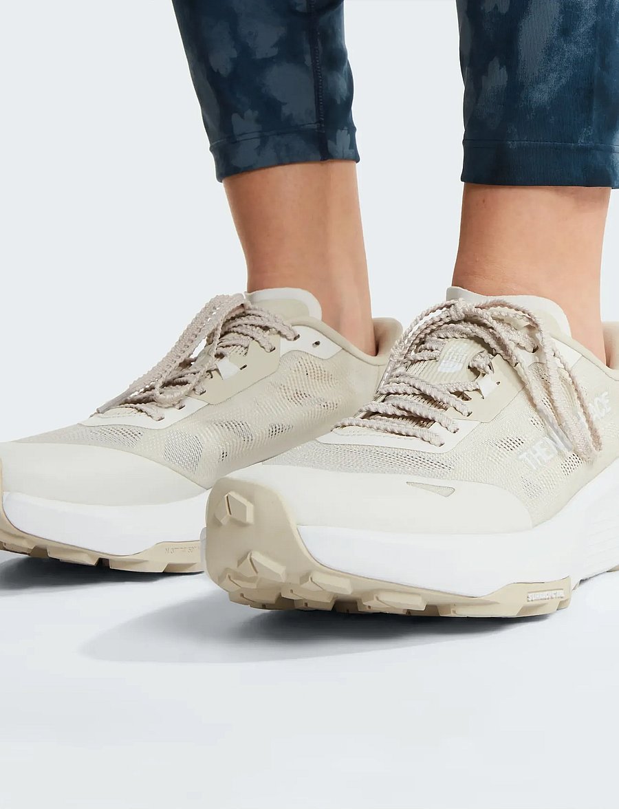 The North Face - W ALTAMESA 300 V2 - running shoes - white ash/calacatta - 0