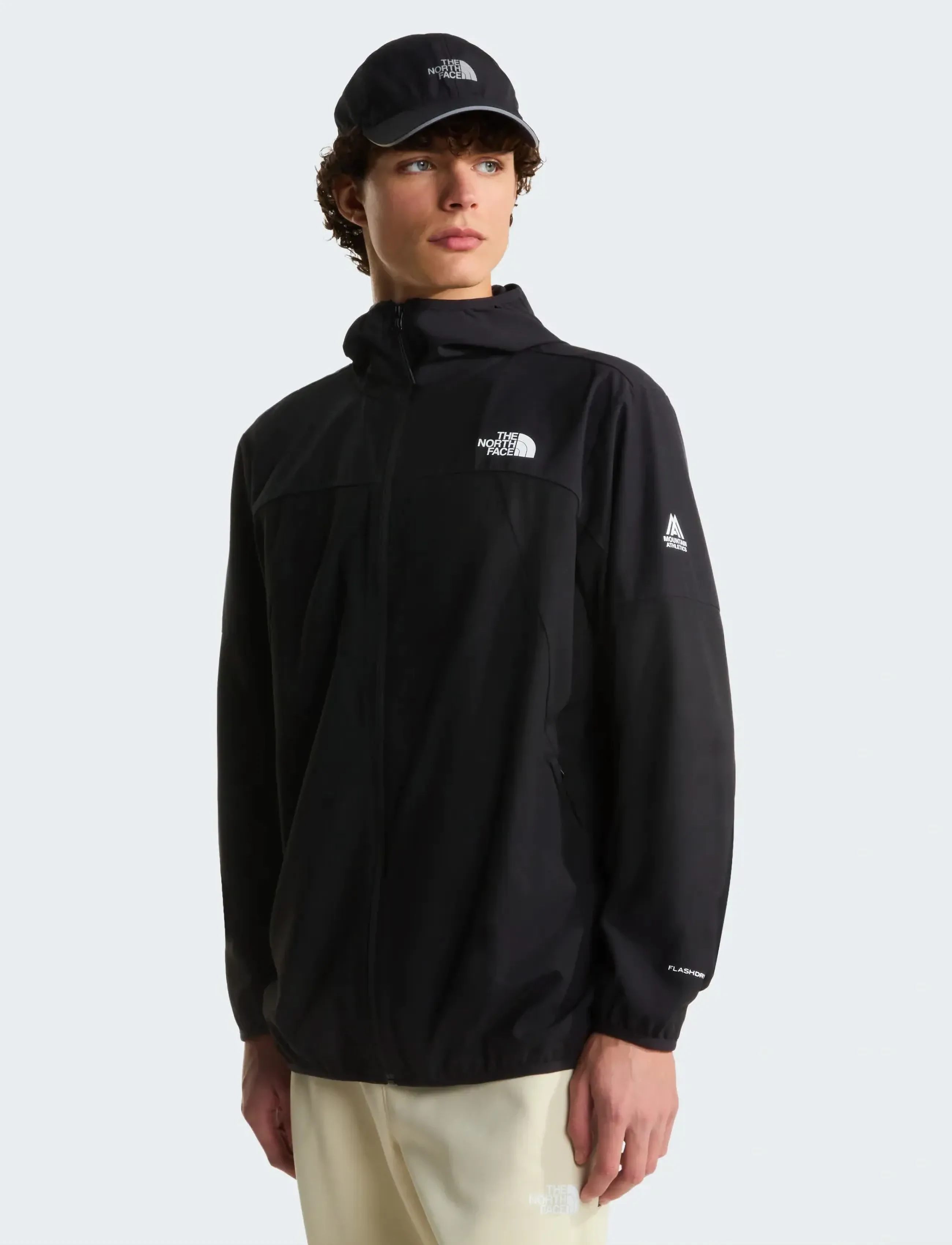 The North Face M Mountain Athletics Ushba Hooded Jacket, XS, Black, Sport Jackets > Sport Training Jackets, Herre
