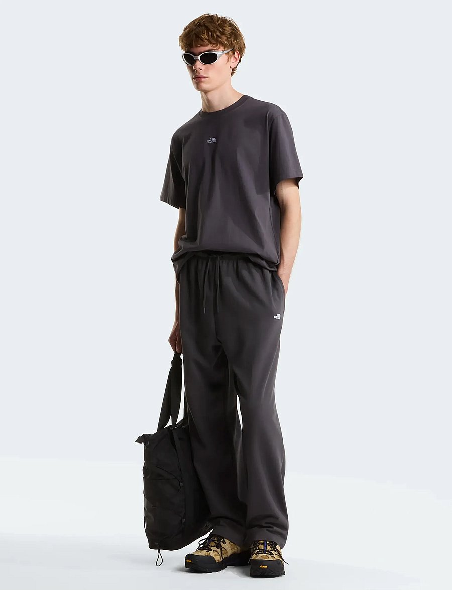 The North Face - M ESSENTIAL CENTER LOGO RELAXED SHORT SL - tops & t-shirts - anthracite grey - 3