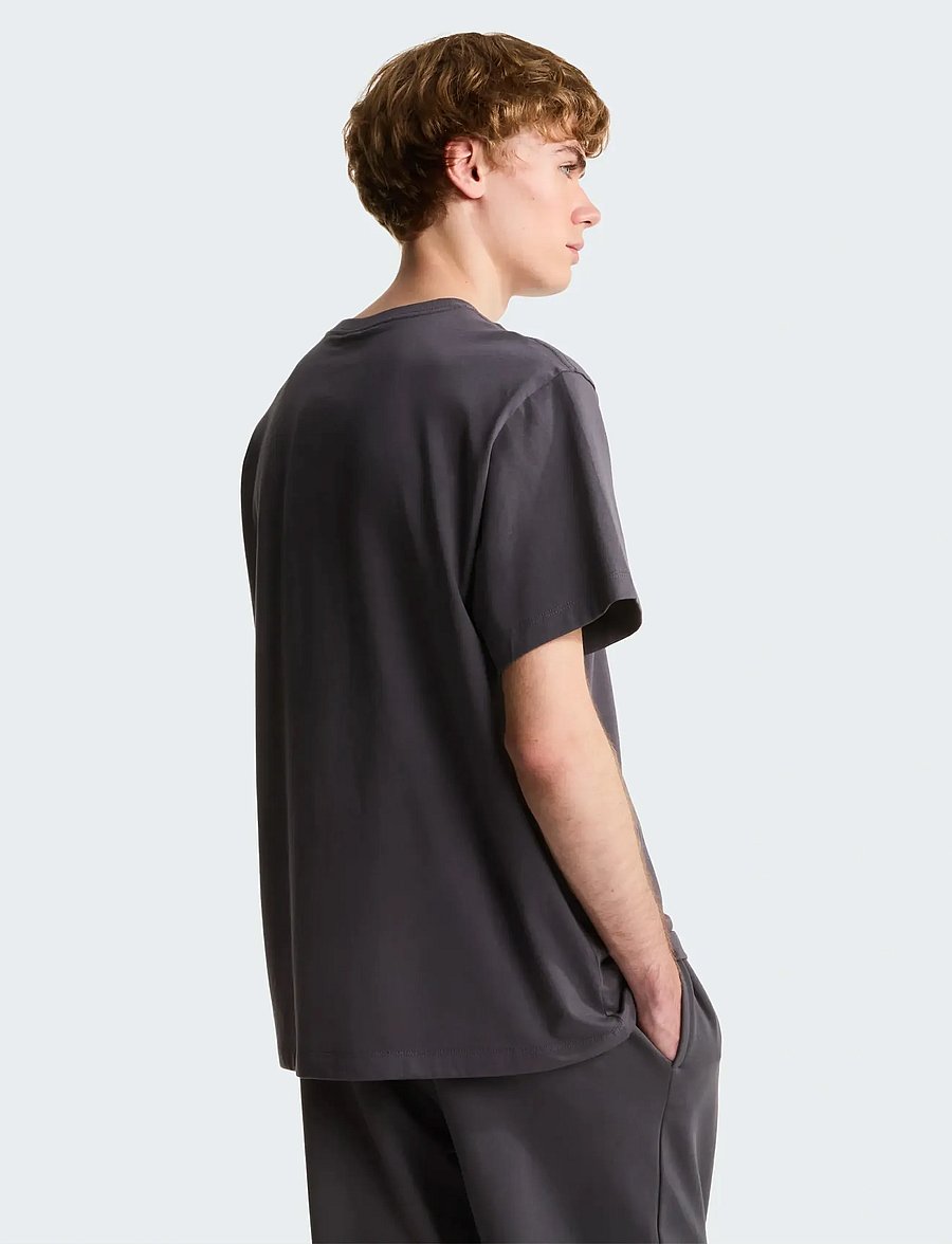 The North Face - M ESSENTIAL CENTER LOGO RELAXED SHORT SL - tops & t-shirts - anthracite grey - 5