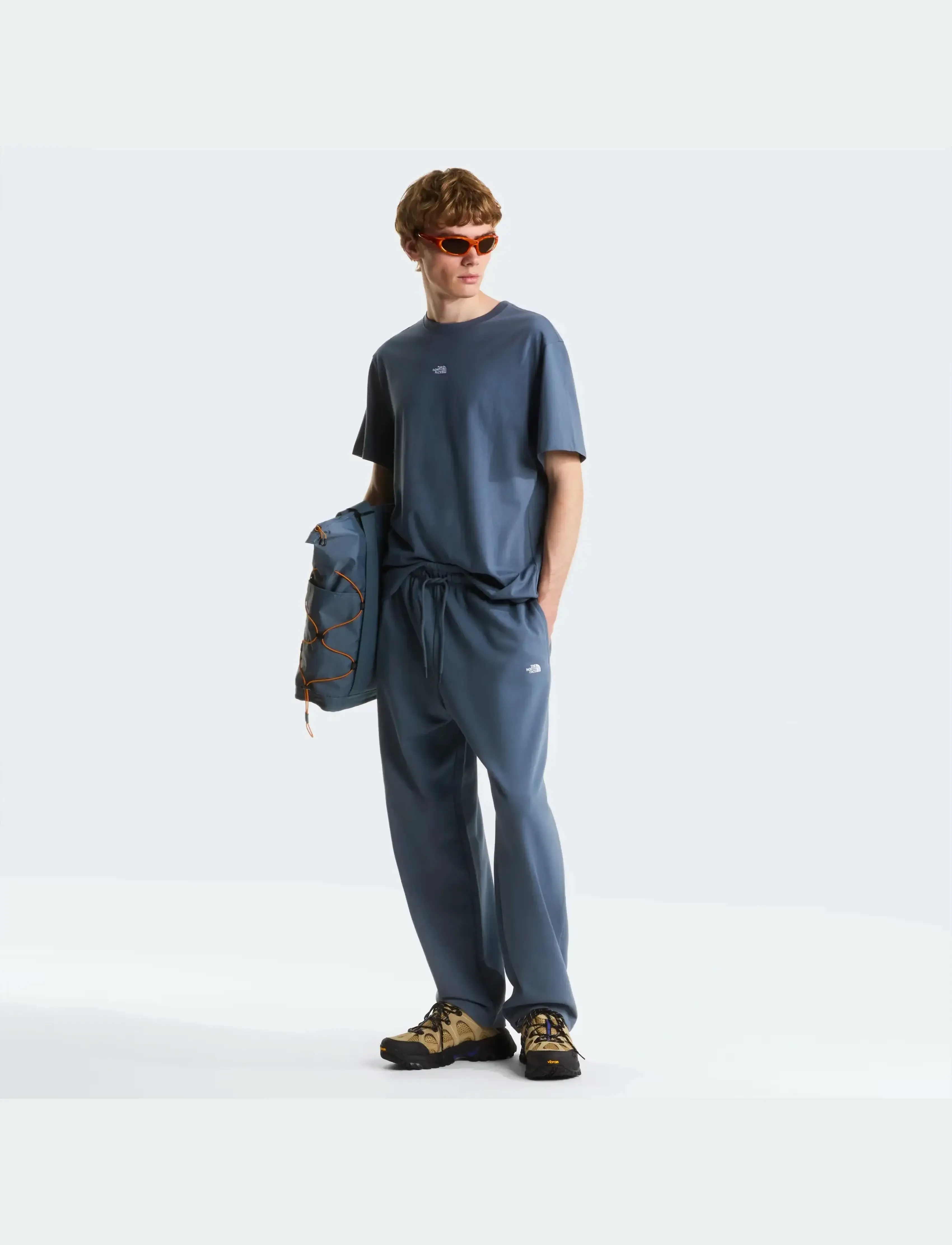 The North Face - M ESSENTIAL CENTER LOGO RELAXED SHORT SL - oberteile & t-shirts - granite grey - 3