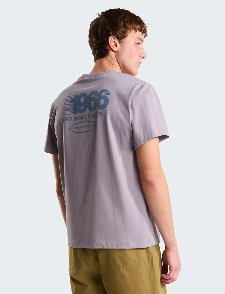 The North Face - M TRACK RELAXED SHORT SLEEVE TEE-GRAPHIC - oberteile & t-shirts - transcendent grey - 0