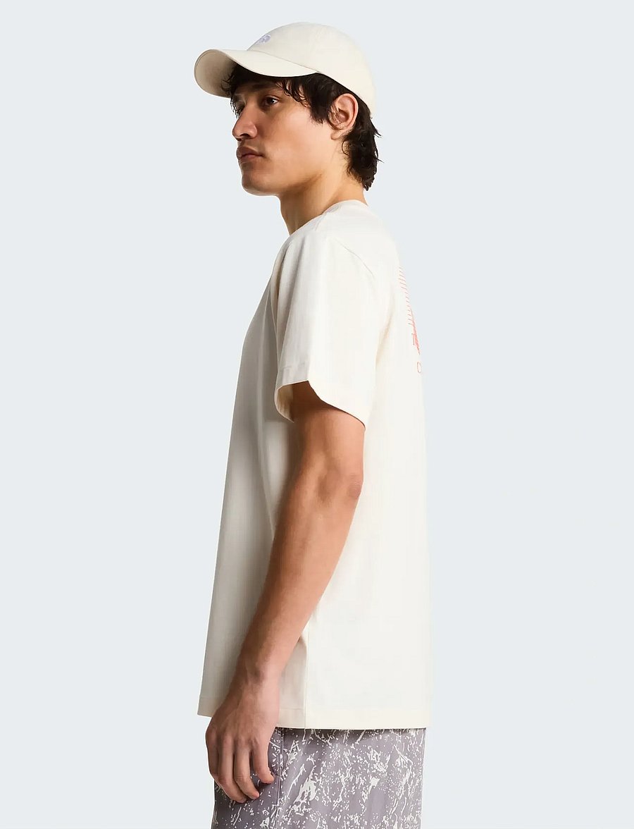 The North Face - M TRACK RELAXED SHORT SLEEVE TEE-GRAPHIC - tops & t-shirts - white dune - 5