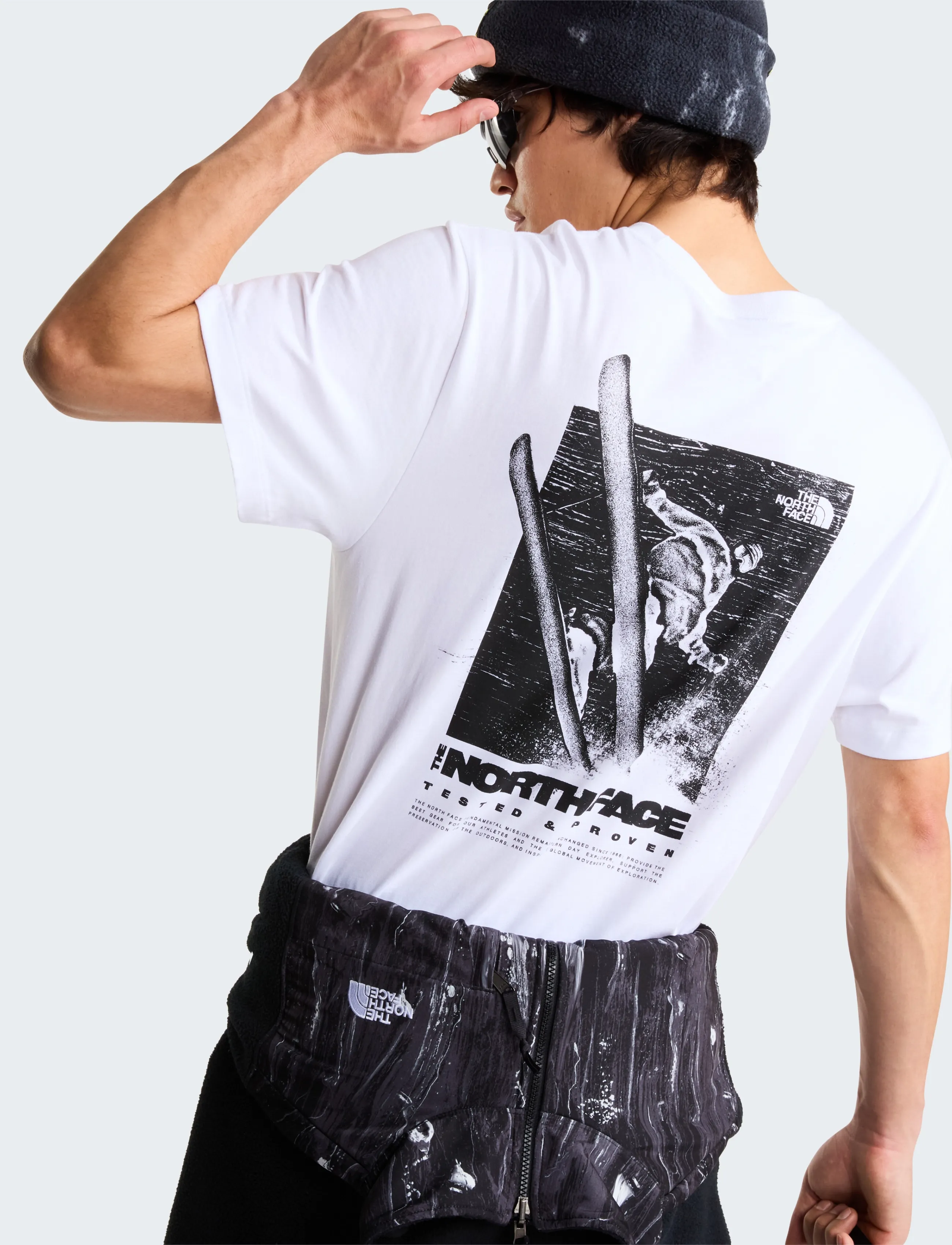 THE NORTH FACE U Tested And Proven Relaxed Ss Tee t-shirts herr – bild 7