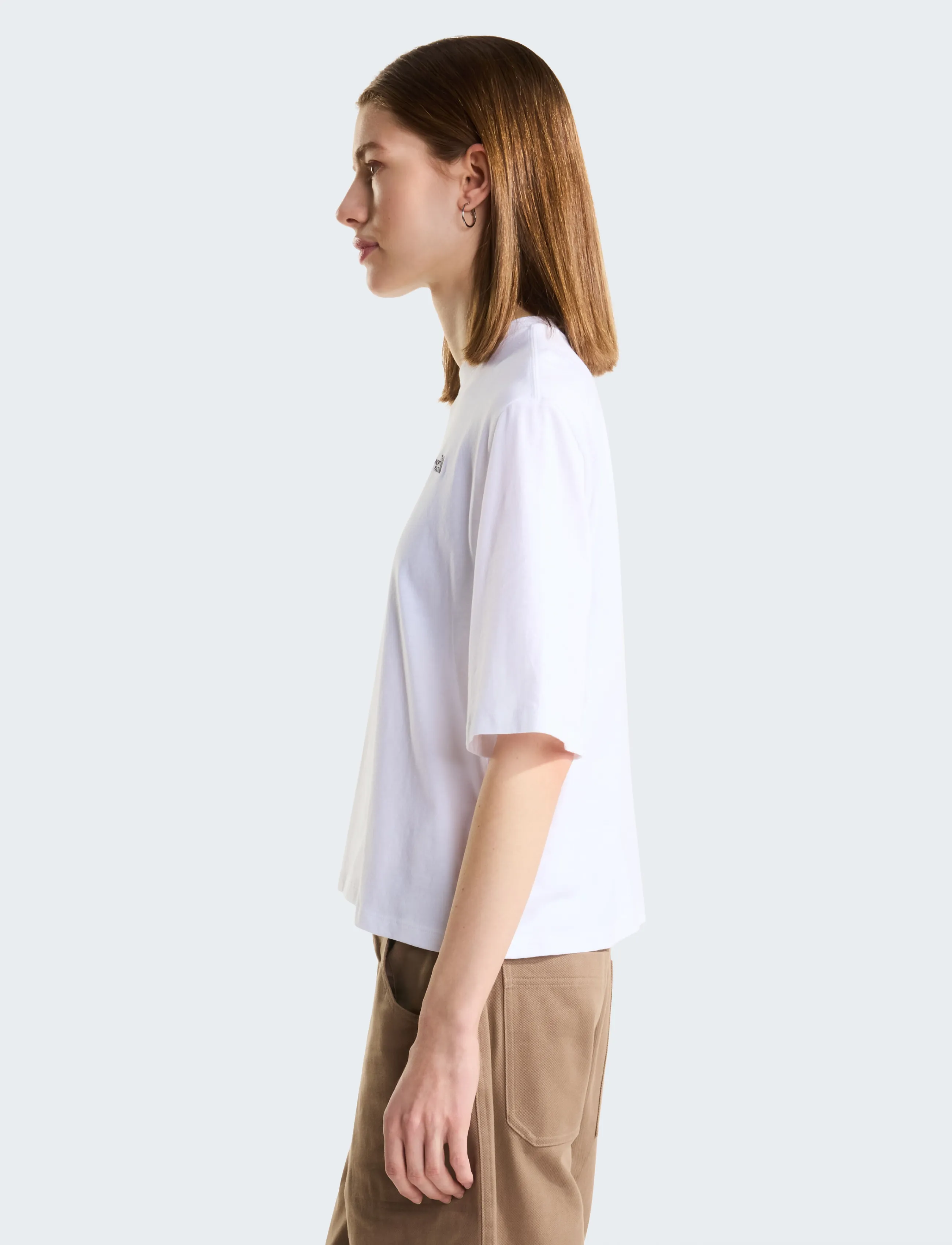 The North Face - W TNF ESSENTIAL SIMPLE DOME BOXY RLX SS - alussärgid ja t-särgid - tnf white - 4