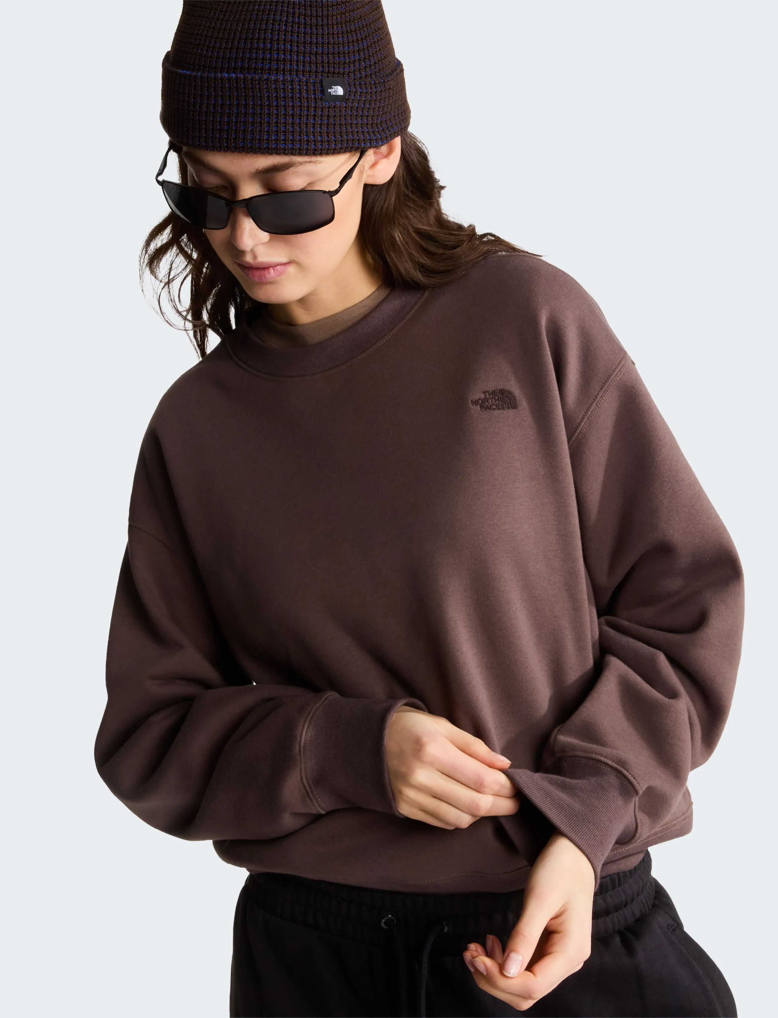 W Tnf Essential Simple Dome Boxy Os Crew 6