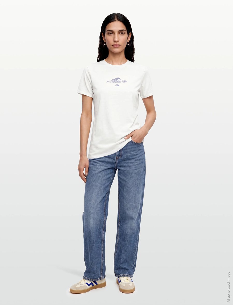 The North Face - W FOUNDATION SHORT SLEEVES T-SHIRT-GRAPH - t-shirts - white dune - 0