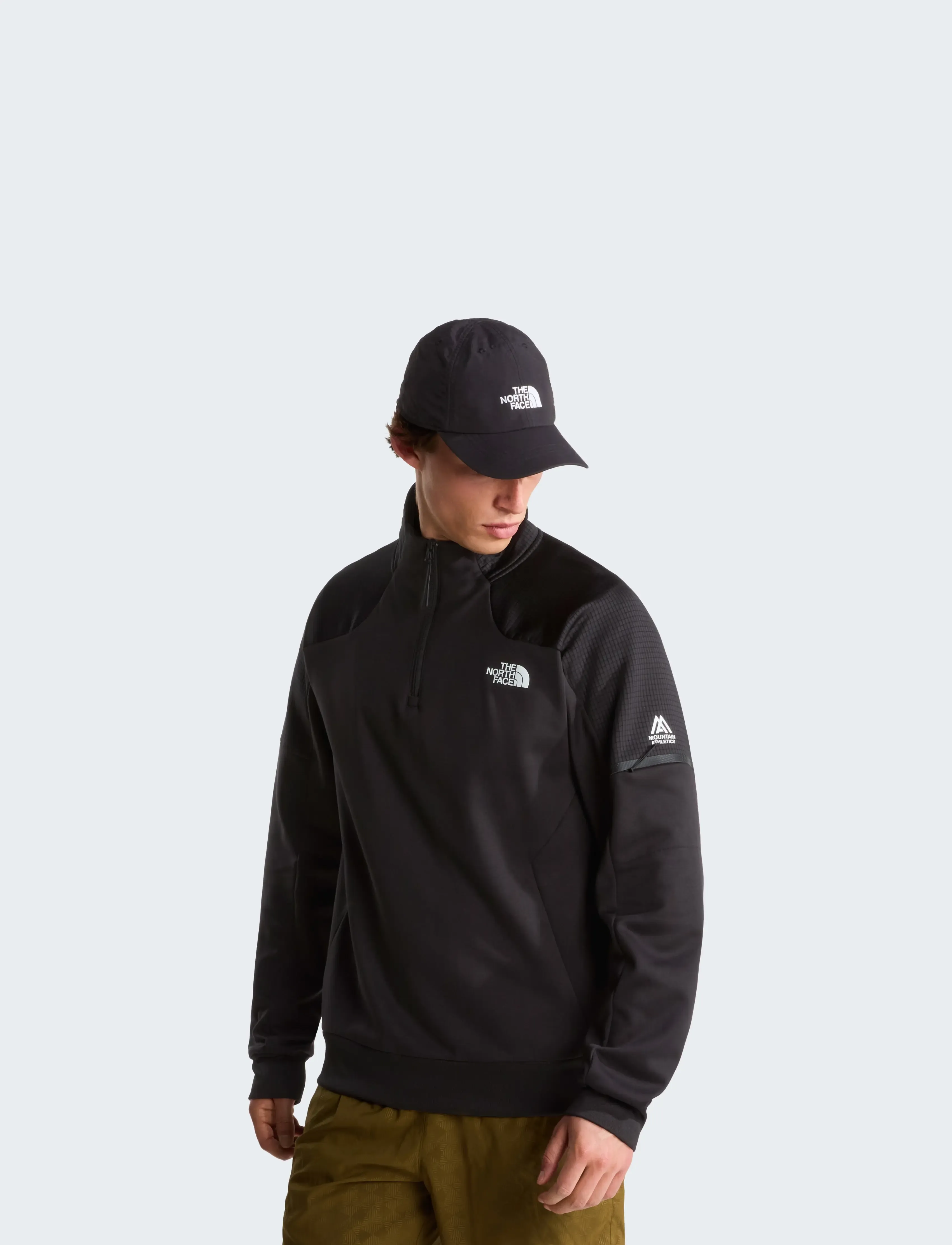 The North Face M Mountain Athletics 1/4 Zip Fleece 2.0, L, Black, Sport Fleeces & Midlayers > Sport Fleeces, Herre