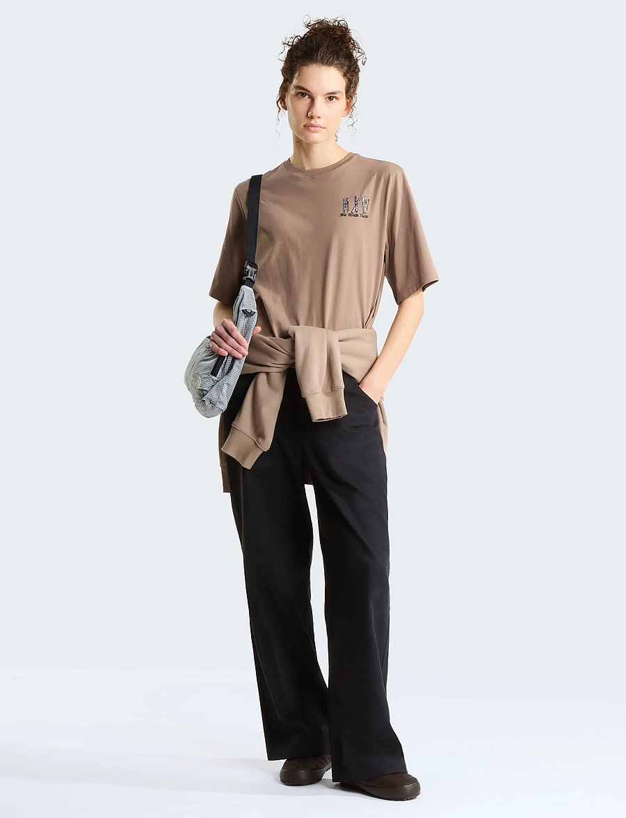 The North Face - W SKI EMBRO BOXY SS TEE-GRAPHIC - t-shirts - garnet - 3