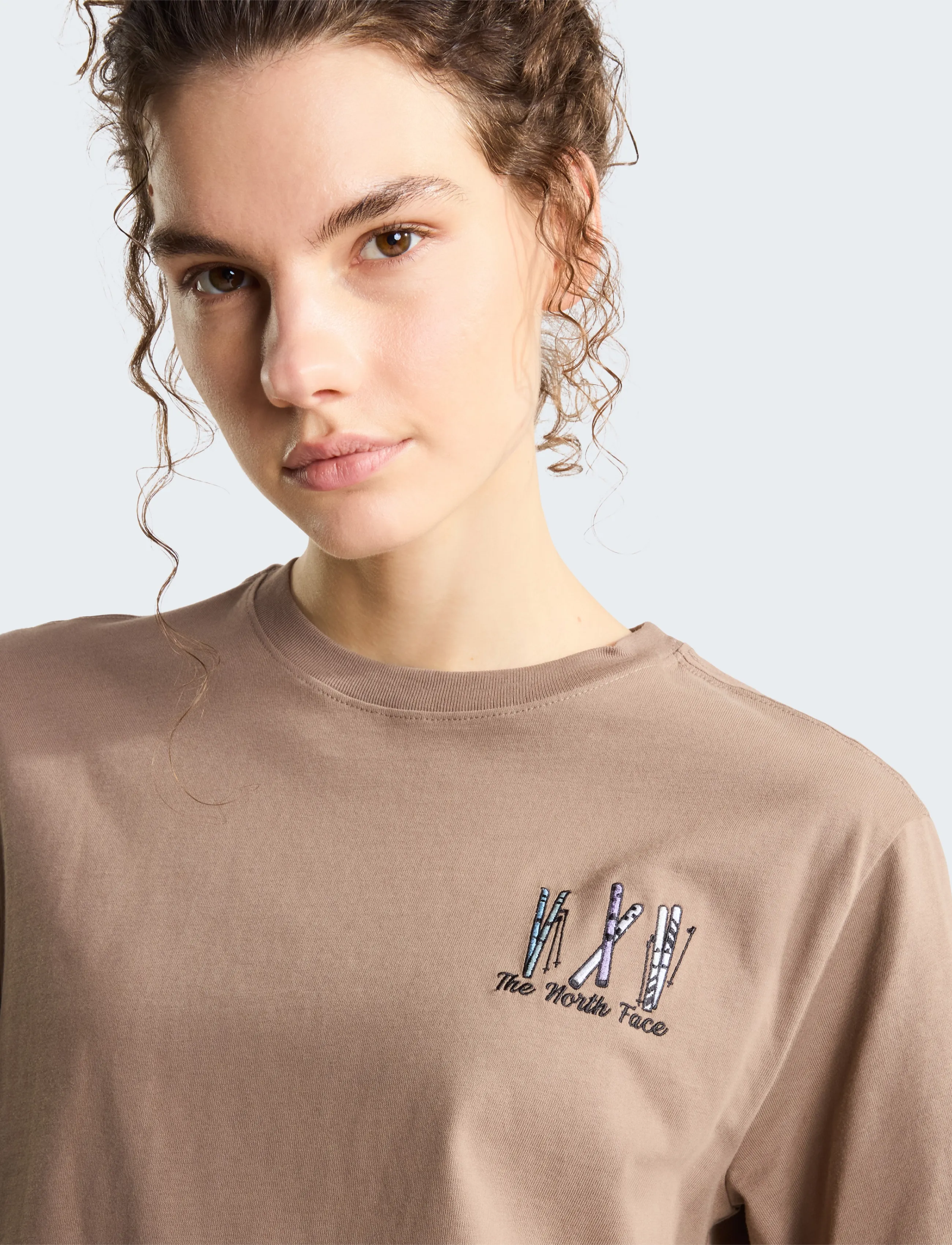 THE NORTH FACE W Ski Embro Boxy Ss Tee-Graphic t-shirts dam – bild 5