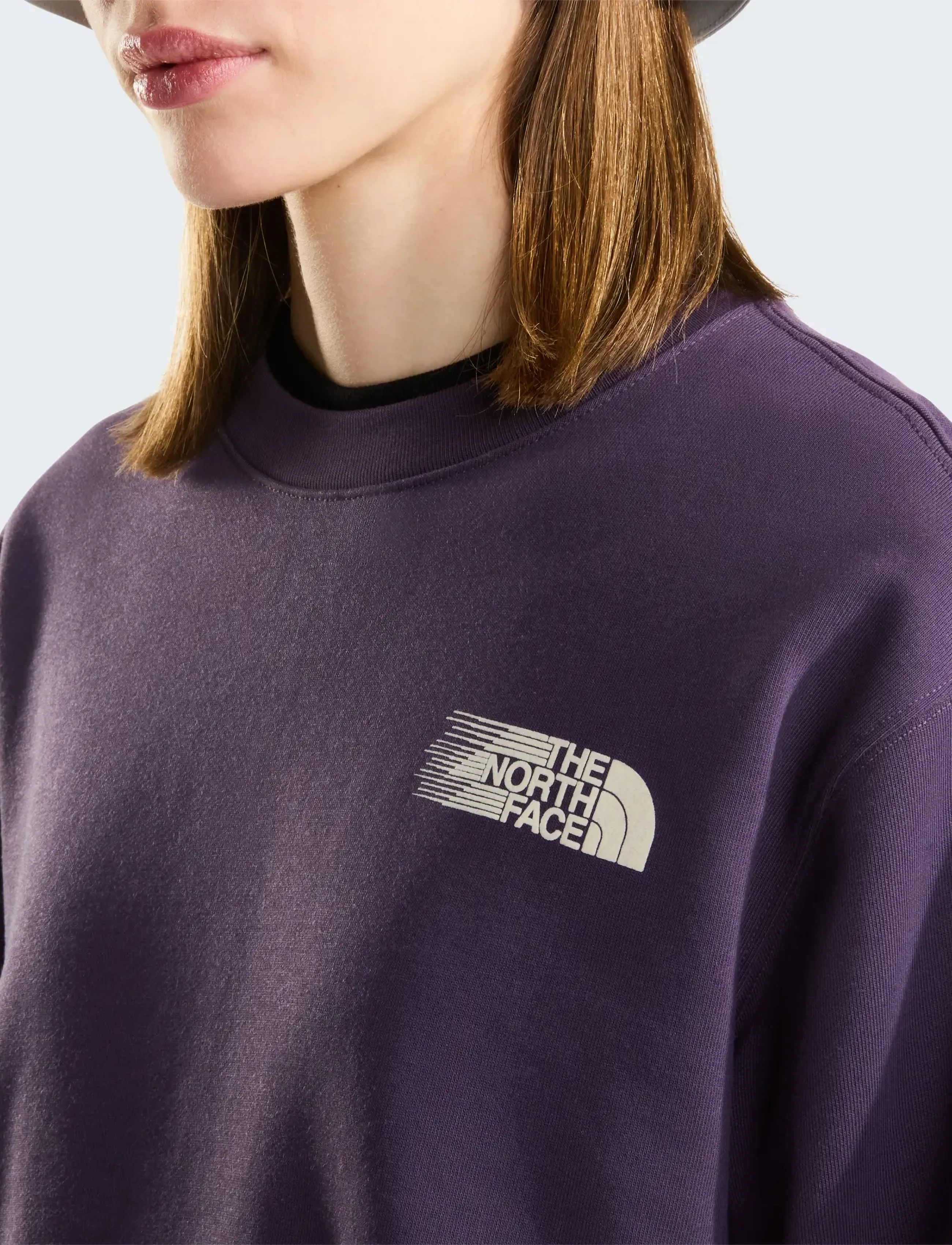 W Retro Trail Relaxed Crew- Graphic 5