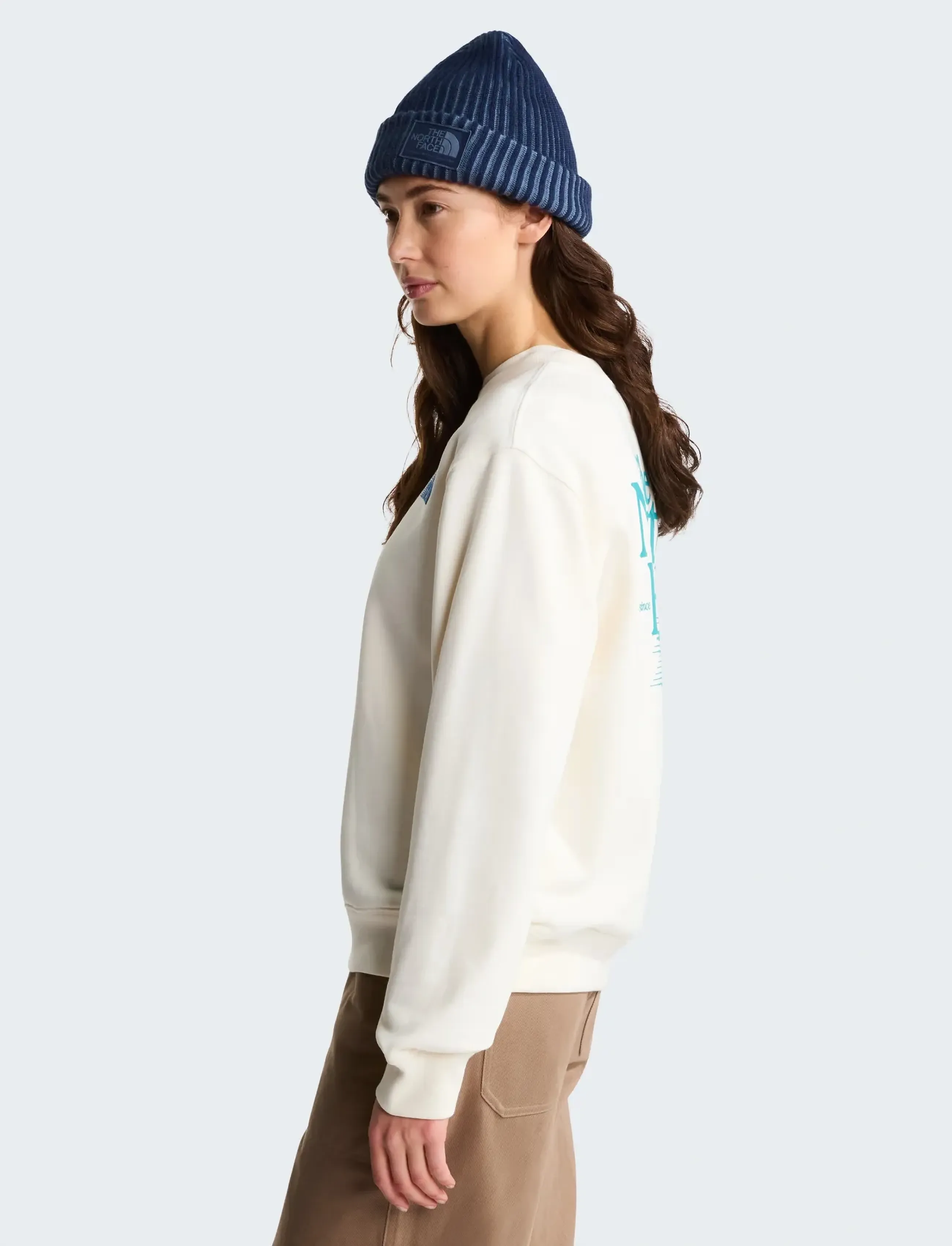 W Retro Trail Relaxed Crew- Graphic 4