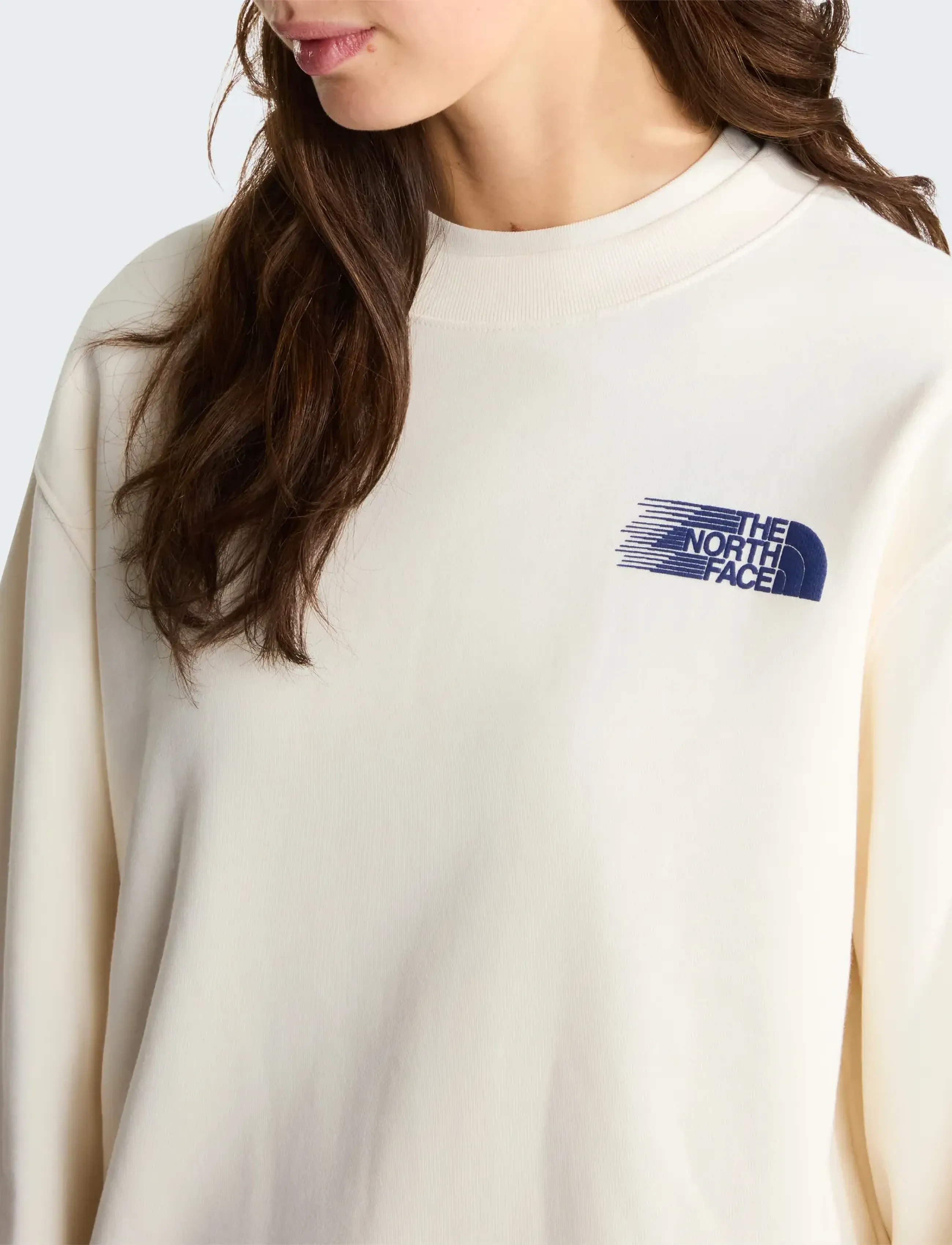 W Retro Trail Relaxed Crew- Graphic 5