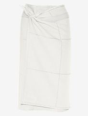 CALM Towel to Wrap - 200 NATURAL WHITE