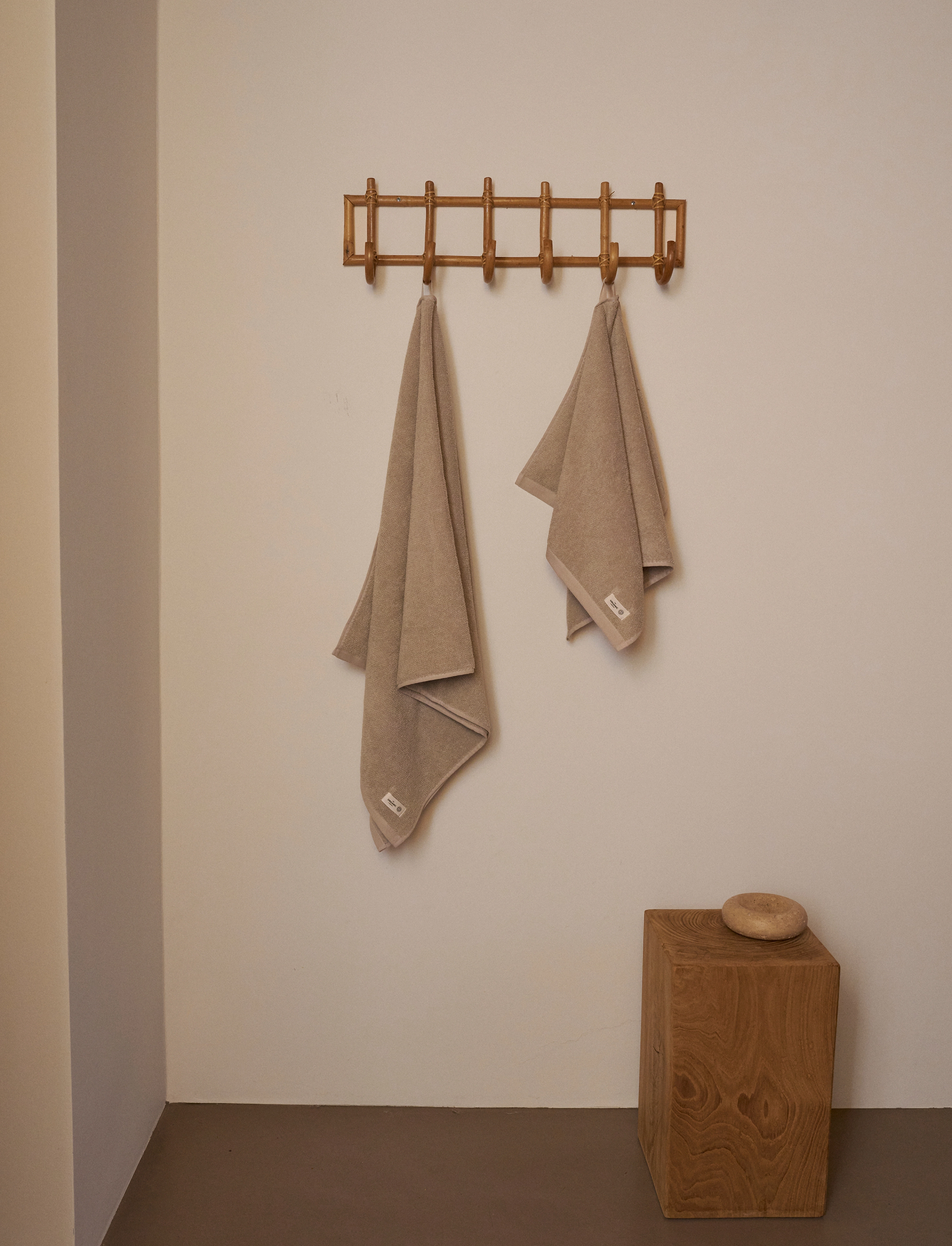The Organic Company Mild Gift Set (1+1), One Size, Towels & Bath Towels, Grau - Face Homeware